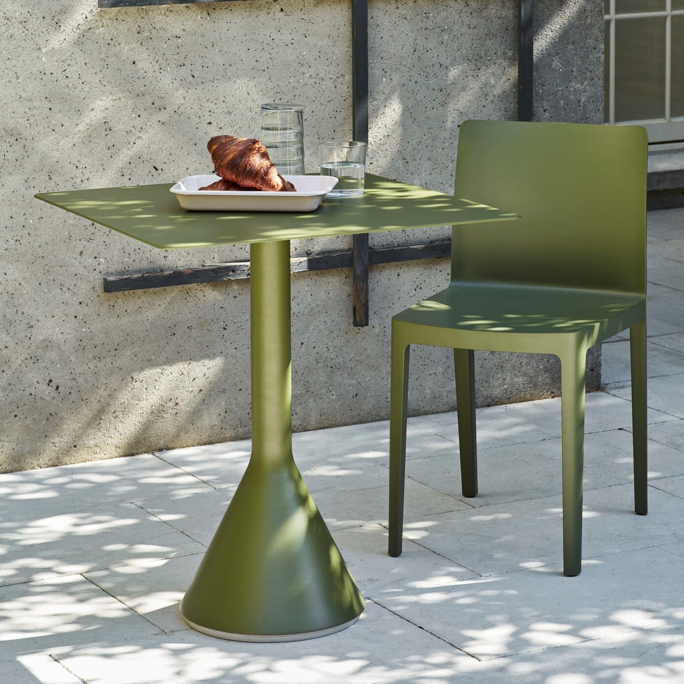 Palissade Cone Table Olive 65x65 - Relatert 3
