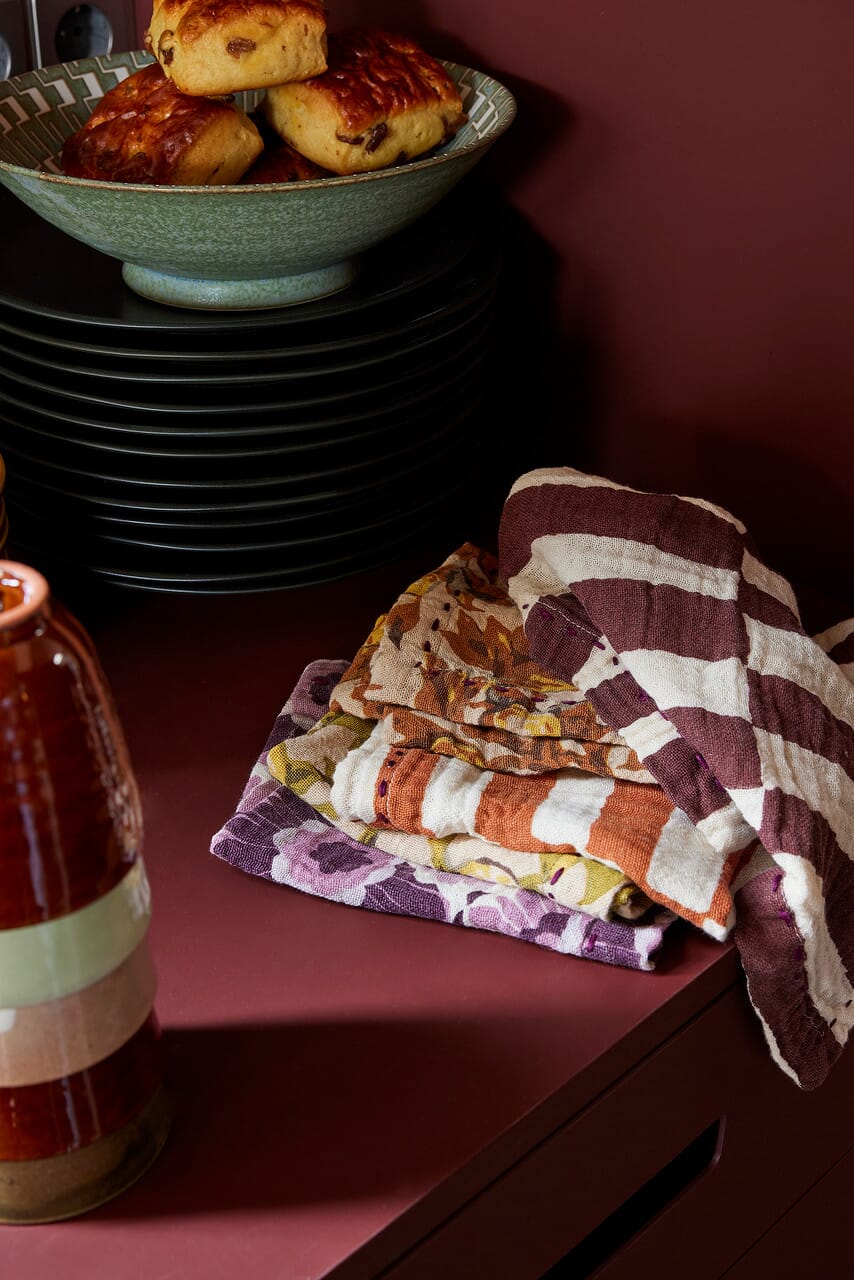 2 stk | Tøyserviett Floral Burgundy - Bilde 3