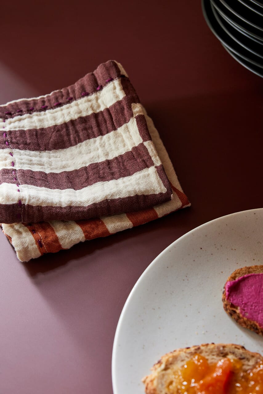 2 stk | Tøyserviett Striped Burgundy - Bilde 4