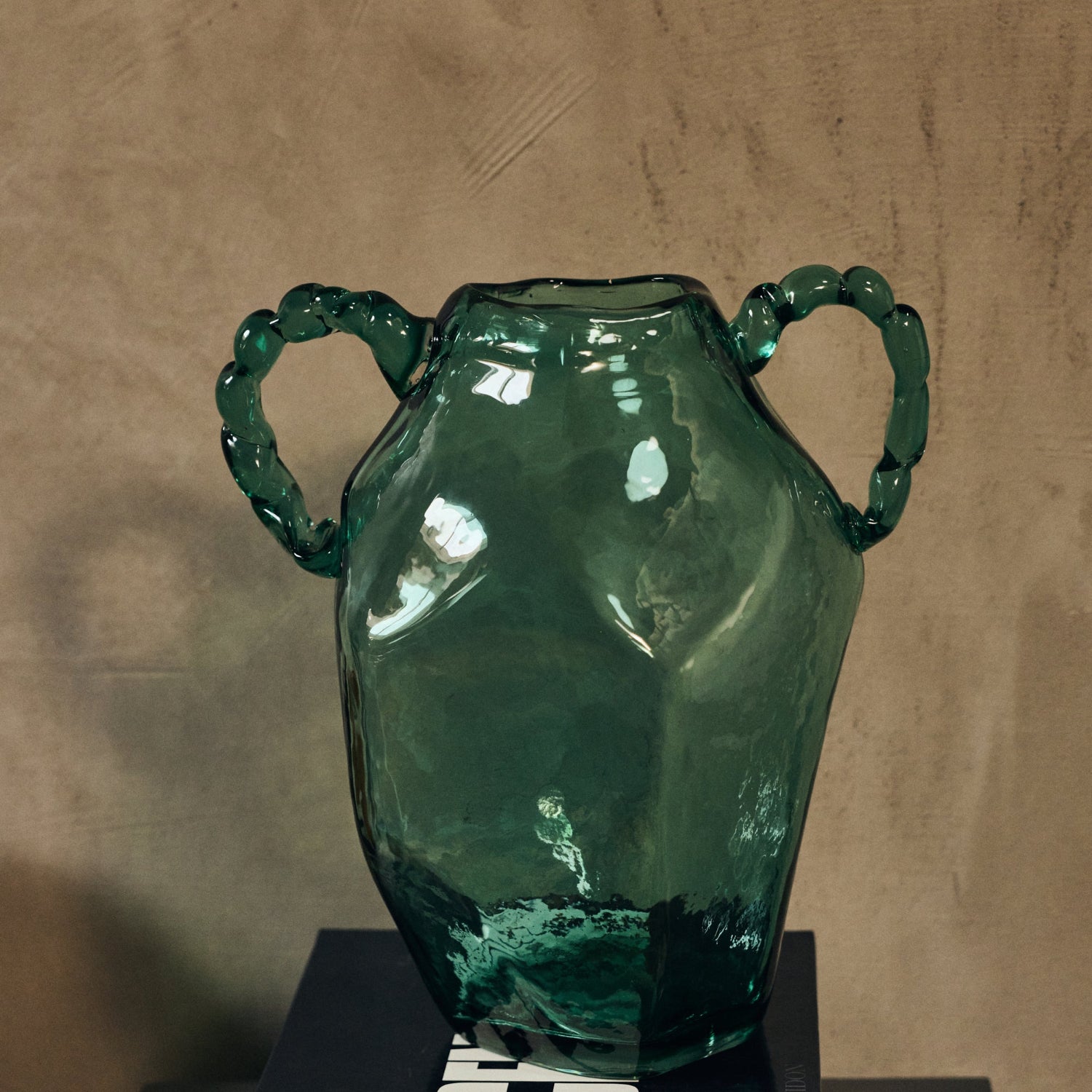 Vase Amfora Sapphire by Nienke Sikkema