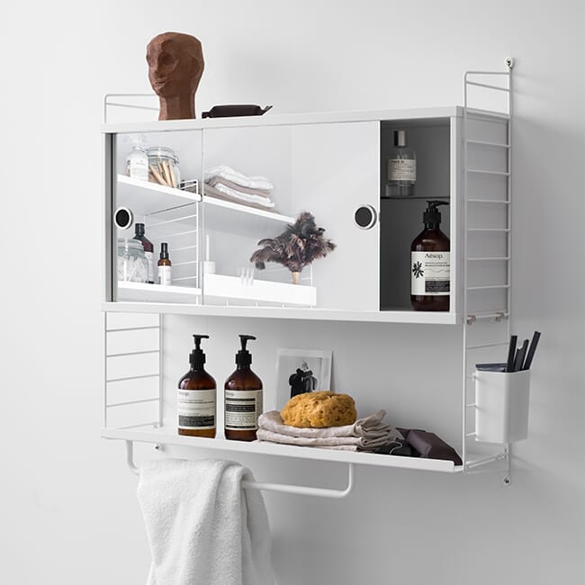 String vegghylle med speil 80x75