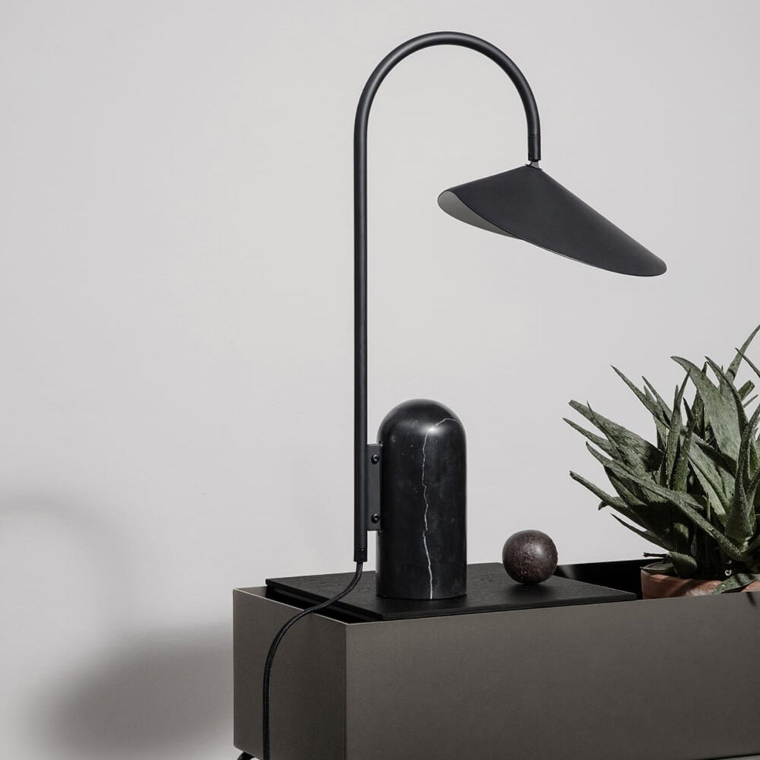 Arum Bordlampe - Relatert 6