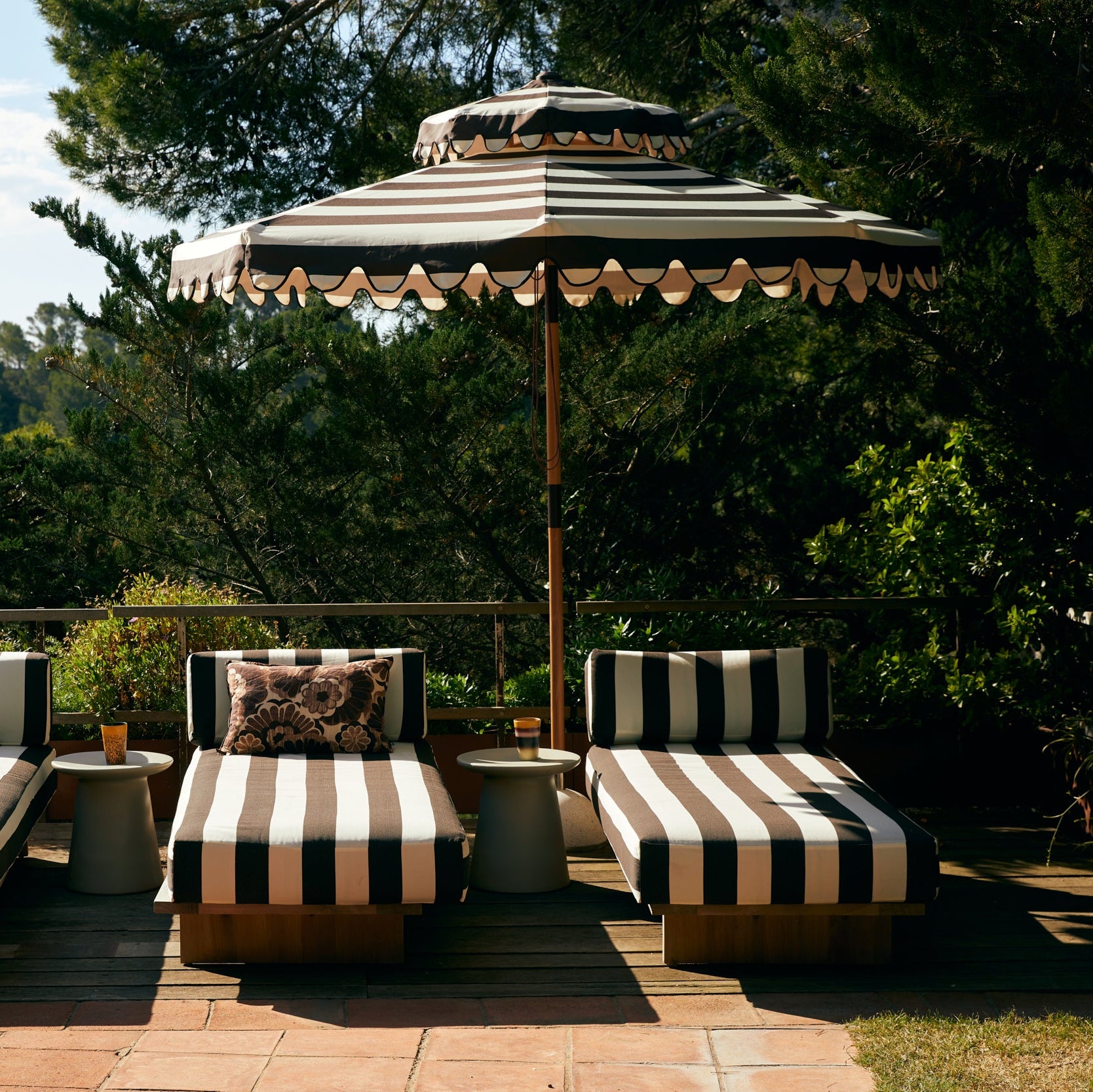 Parasoll Striped patio stracciatella