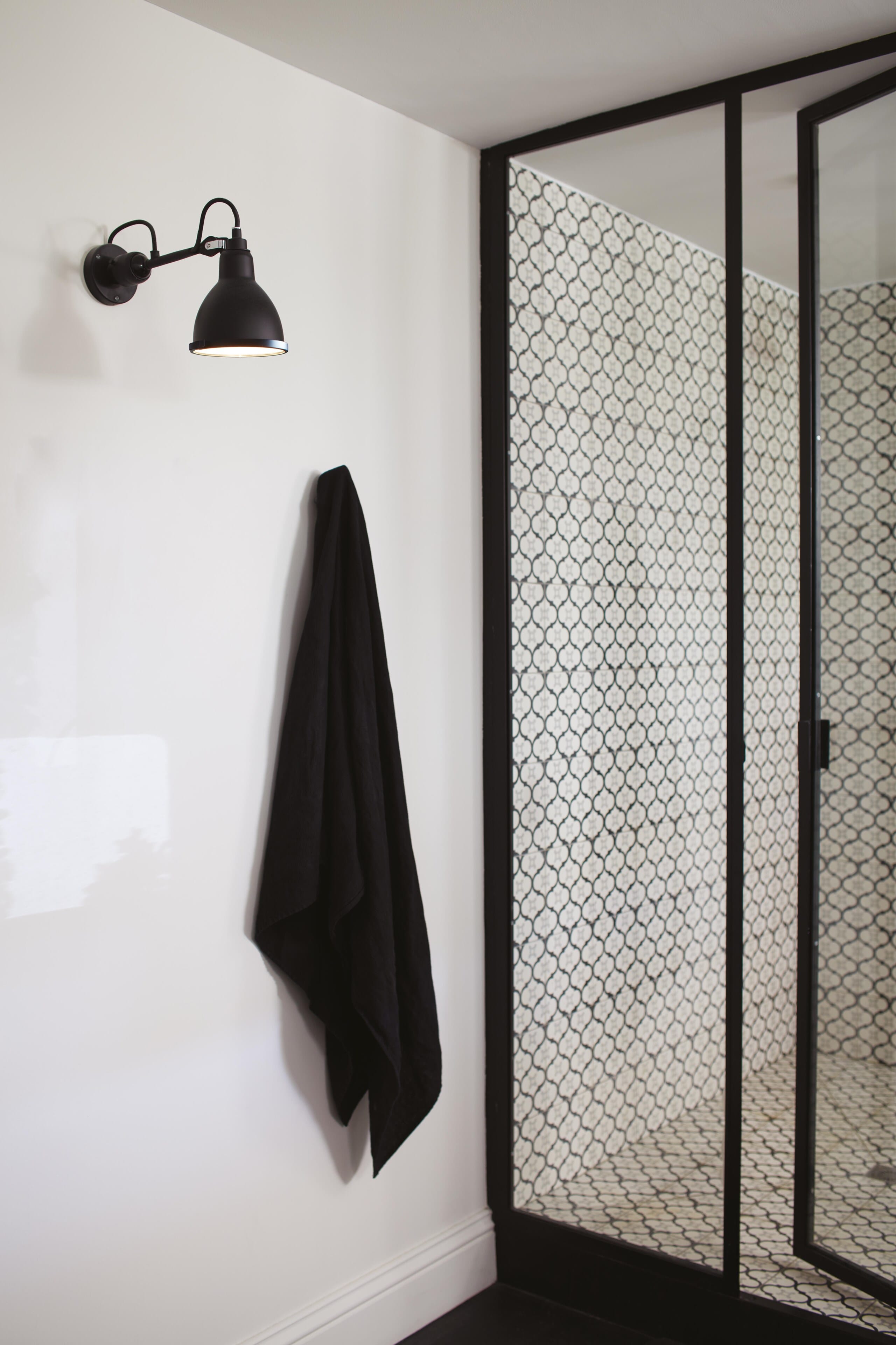 Vegglampe No 304 til Baderom Svart/Svart - Bilde 4