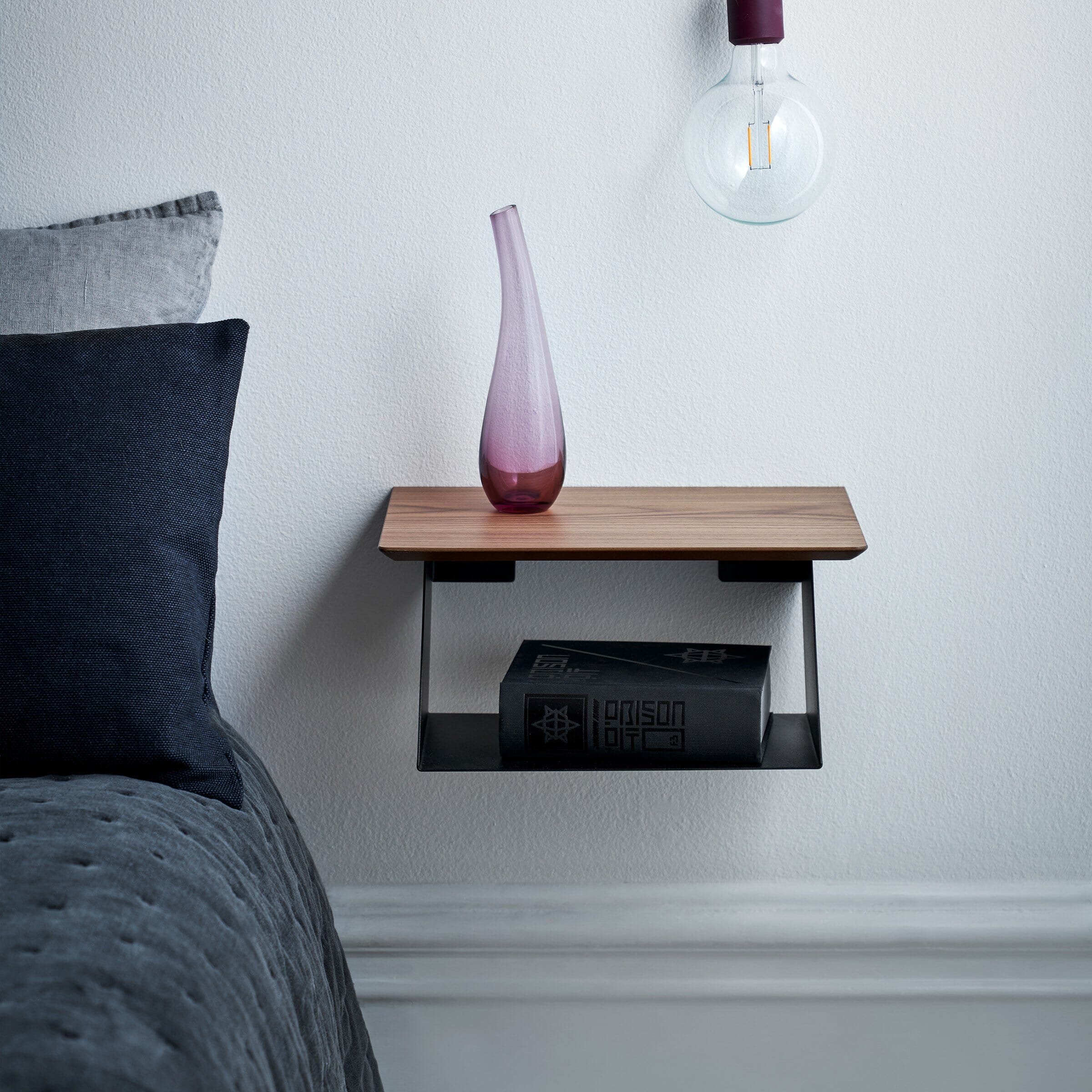 Edgy Wood Hylle - Hovedbilde 1