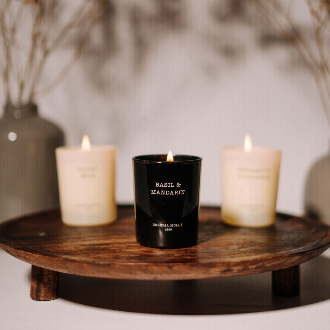 Duftlys Santal & Tonka 70 gr - Bilde 4