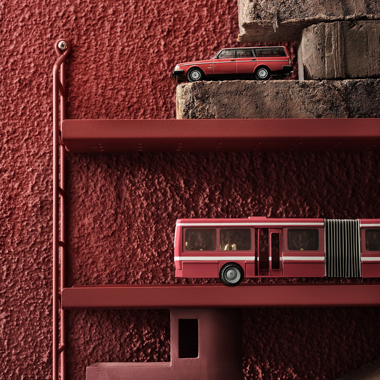 String Pocket Hylle Metall Oxtorgsrød - Bilde 3