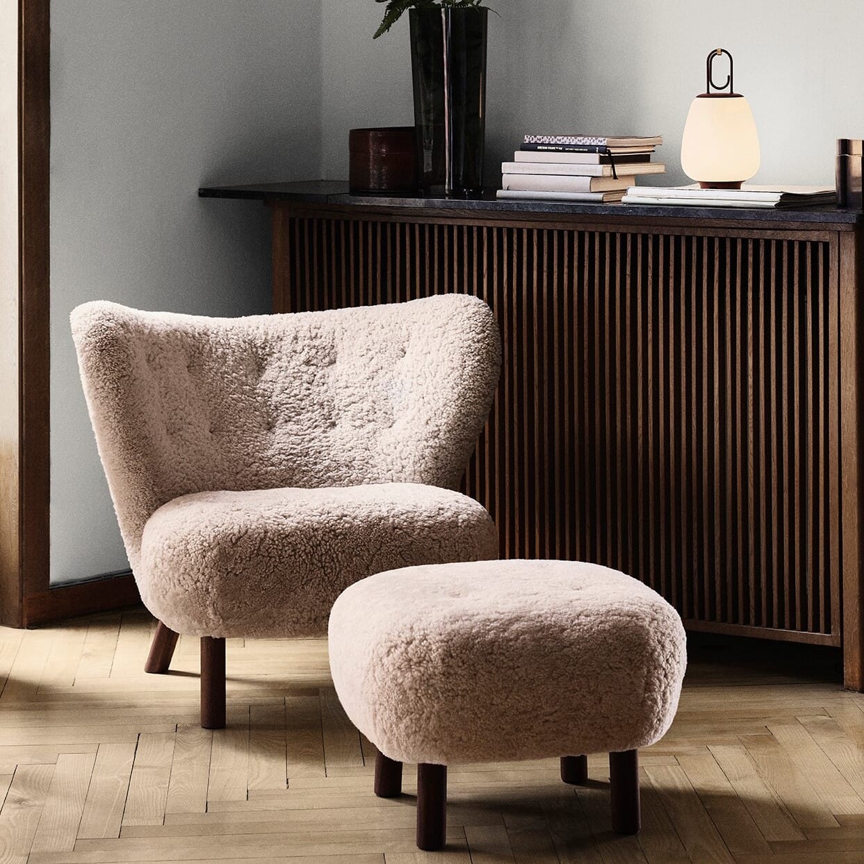 Lille Petra Lenestol m/ Puff Moonlight/Valnøtt - Hovedbilde