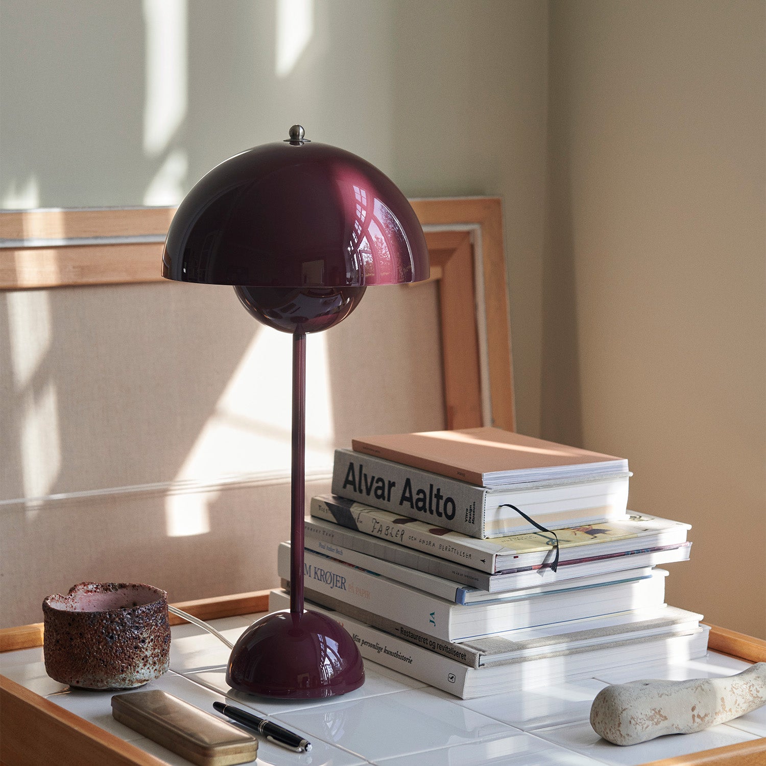 Flowerpot Bordlampe VP3 Dark Plum