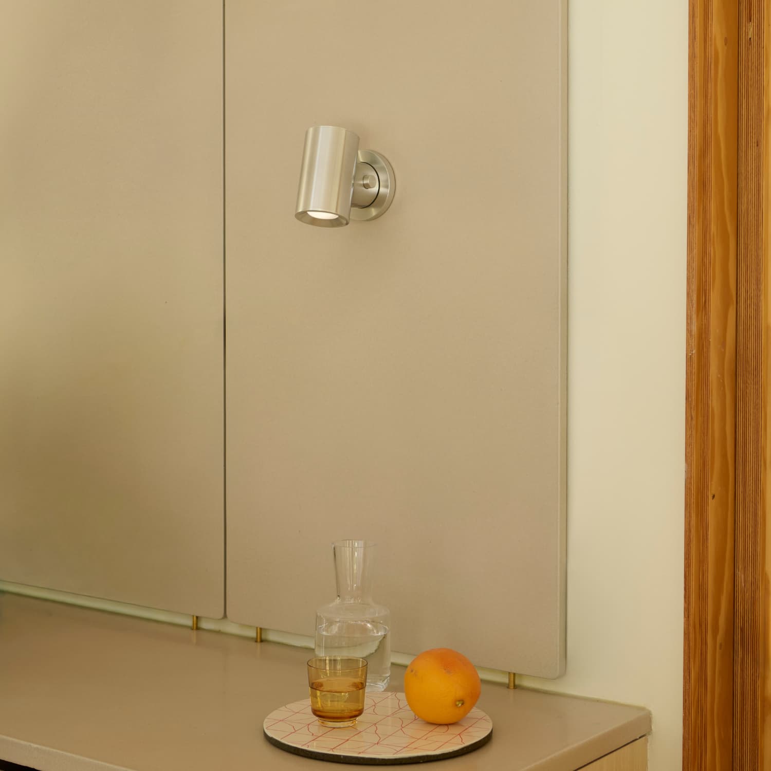 Beam Vegglampe Polished Aluminum