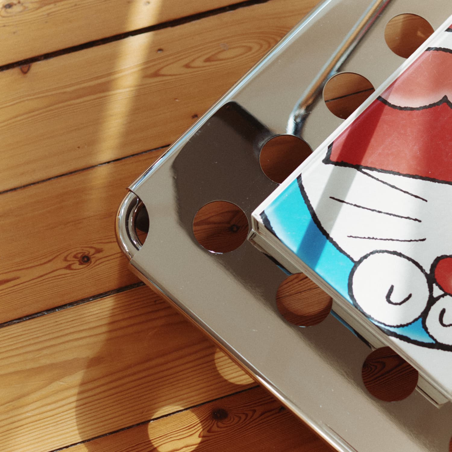 TV-stativ Disco Chrome