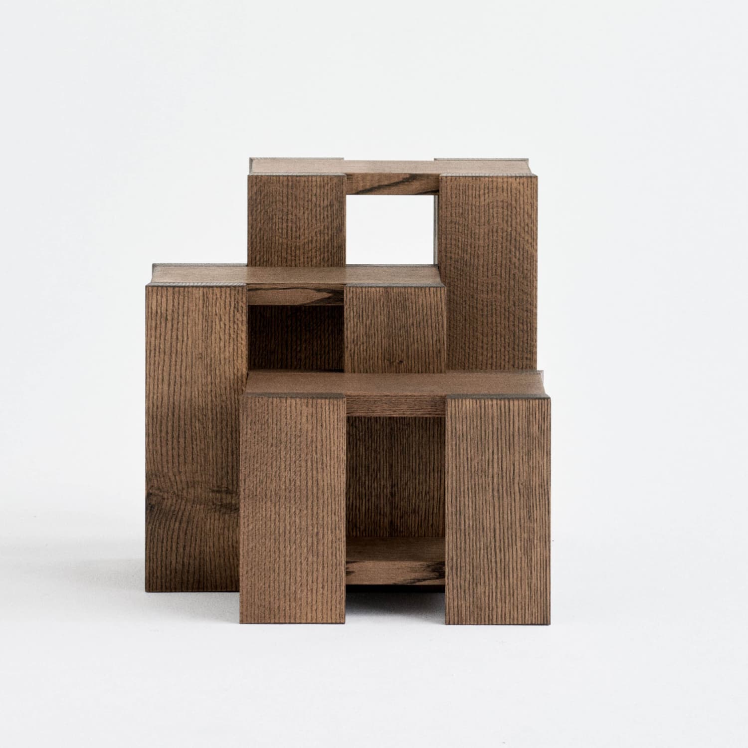 Etagére Sidebord Smoked Red Oak