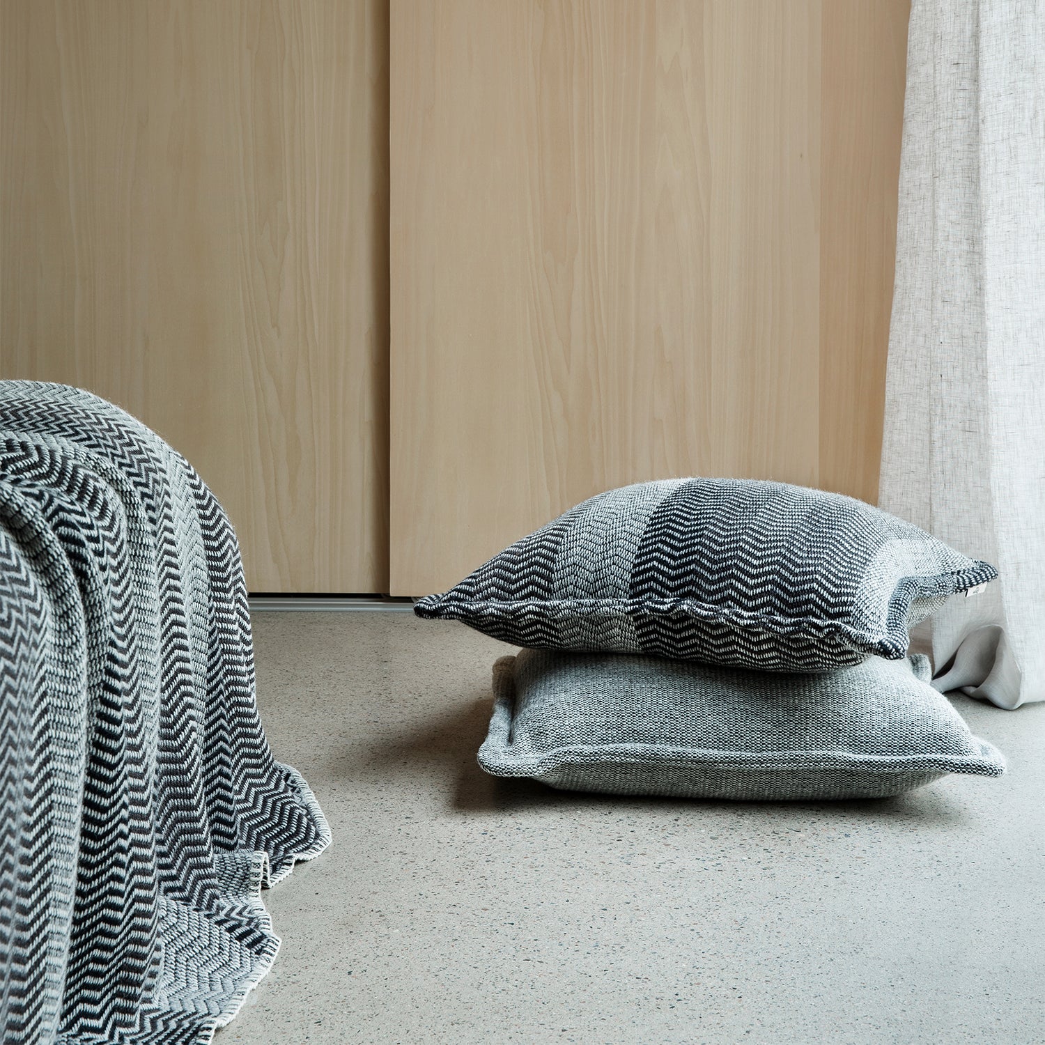 Pute FRI Grey Day 60x60