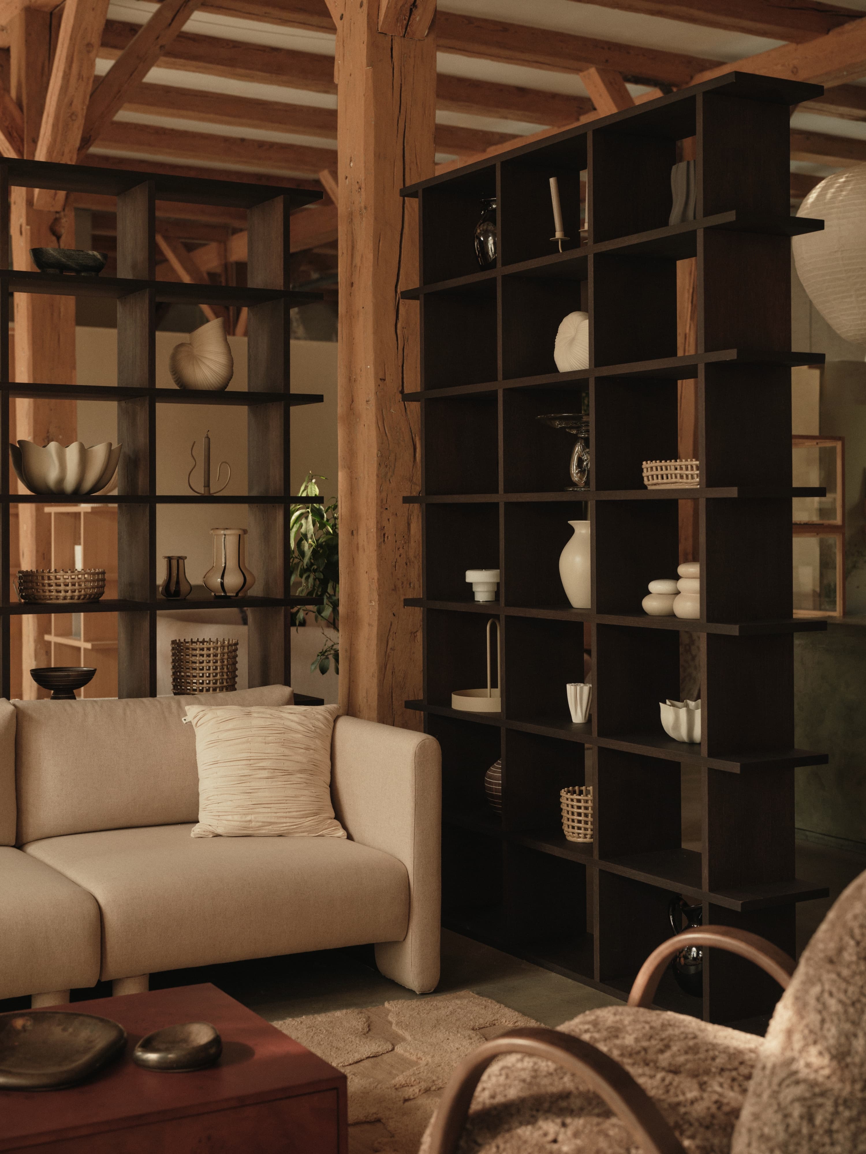 Sofabord Burl med Oppbevaring – Dark Stained