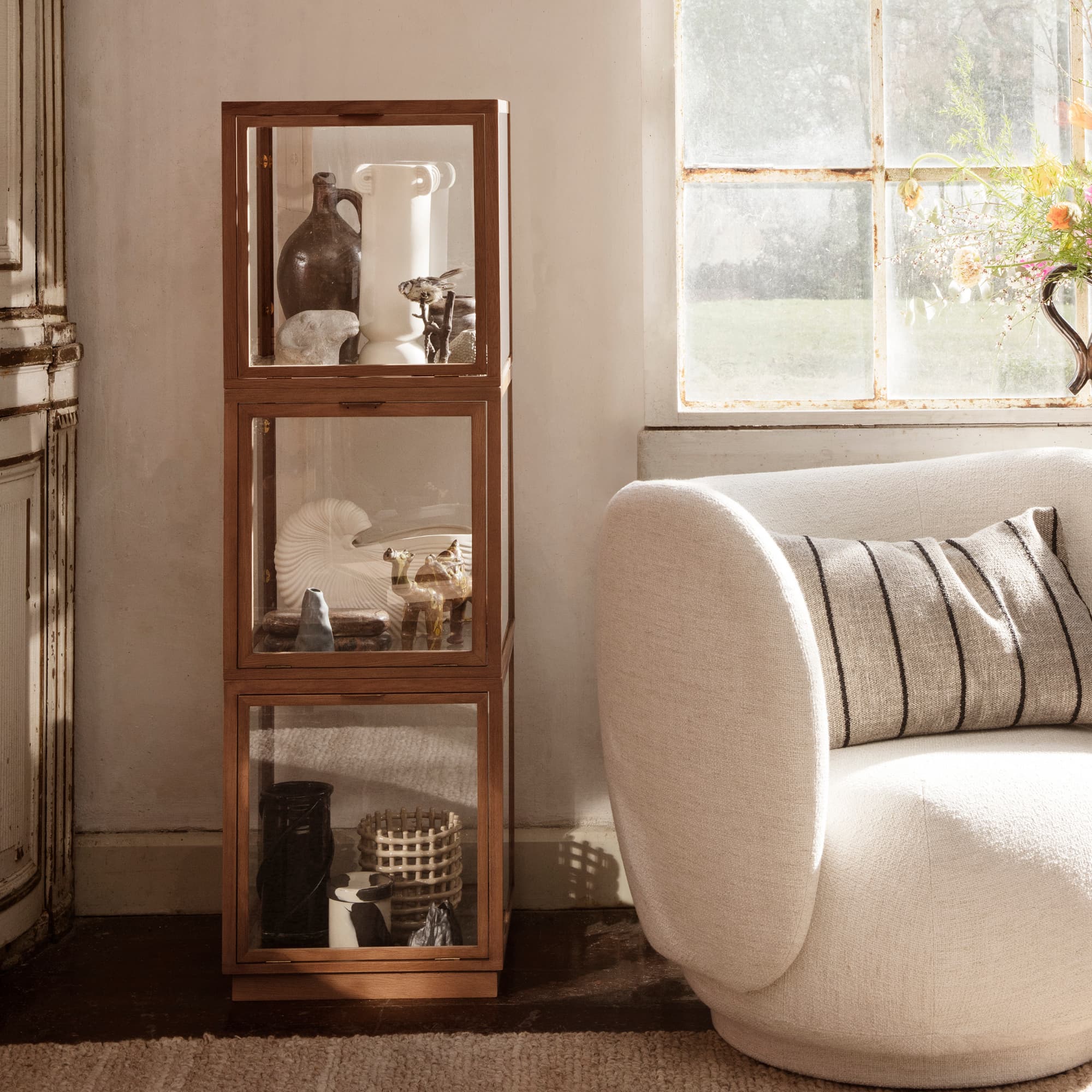 Glassmonter Miru Dark Stained Oak