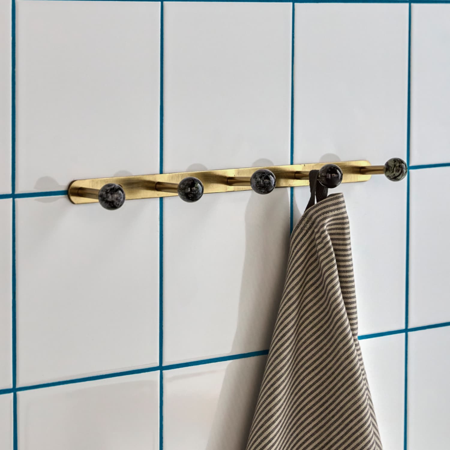 Knaggrekke Ball Svart L:35