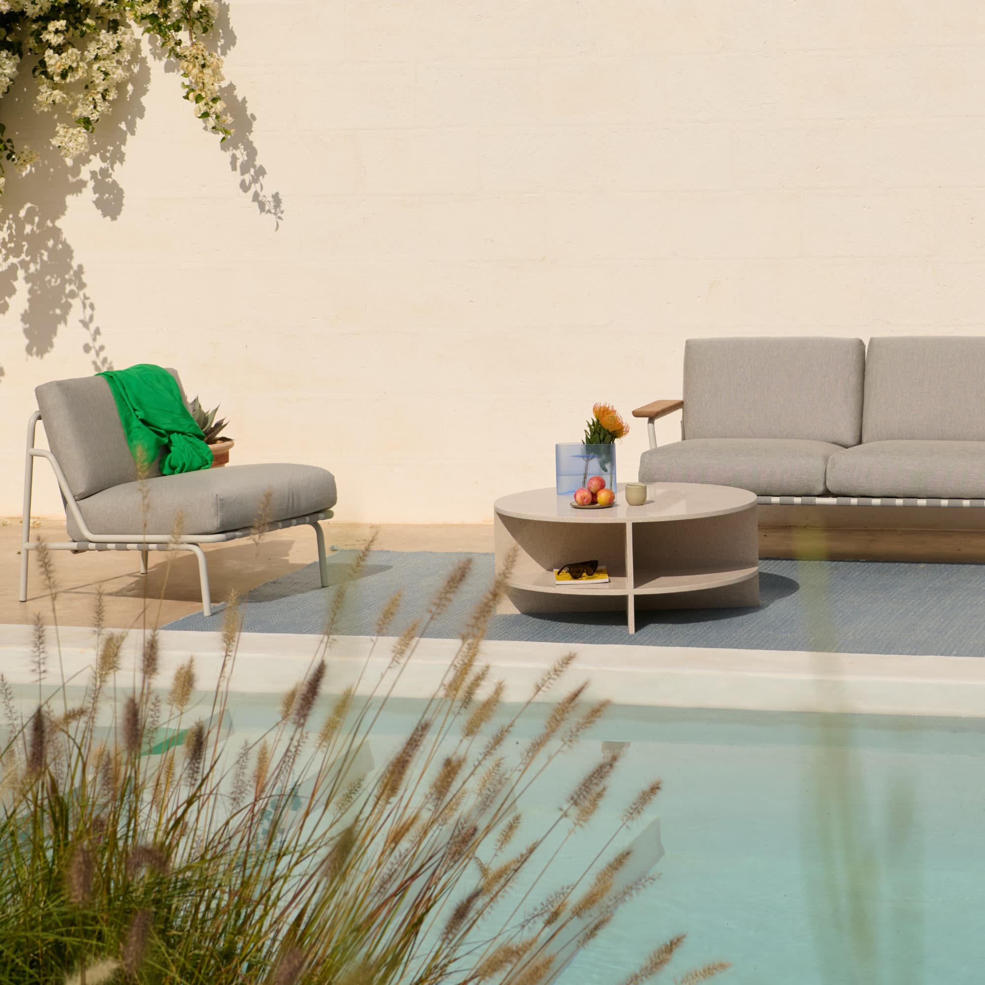 Loungebord Halves Ø85 - Light Taupe Terrazzo
