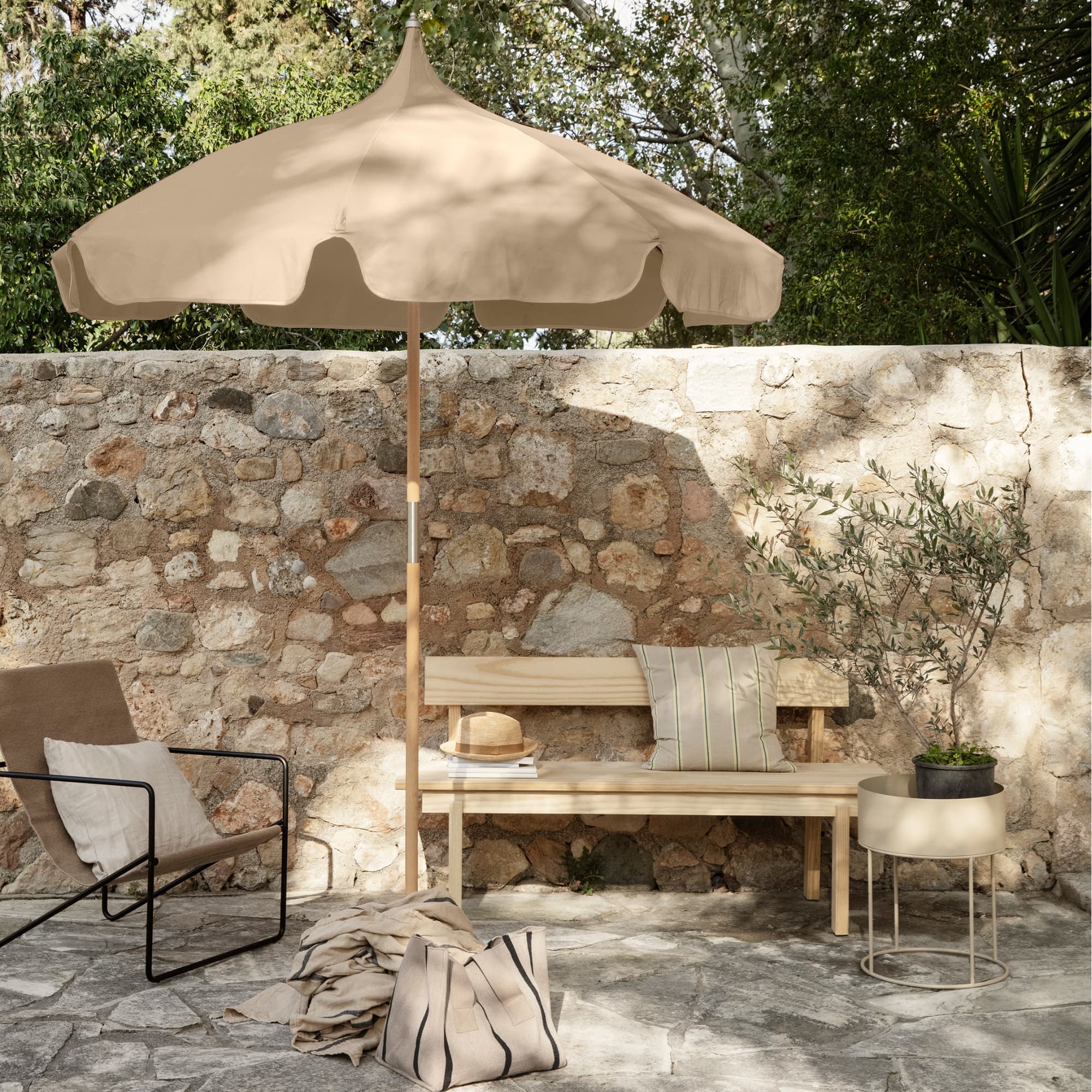 Loungestol Desert