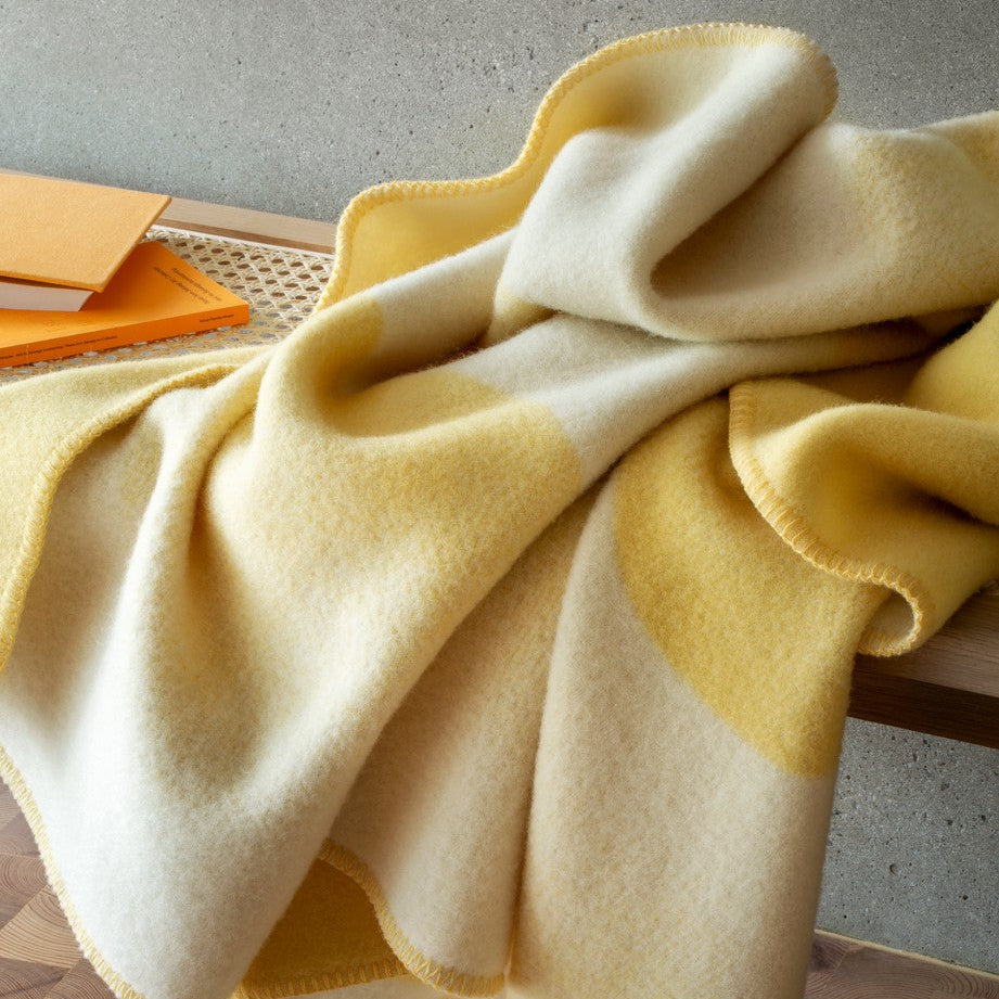 Ullpledd Moon Yellow