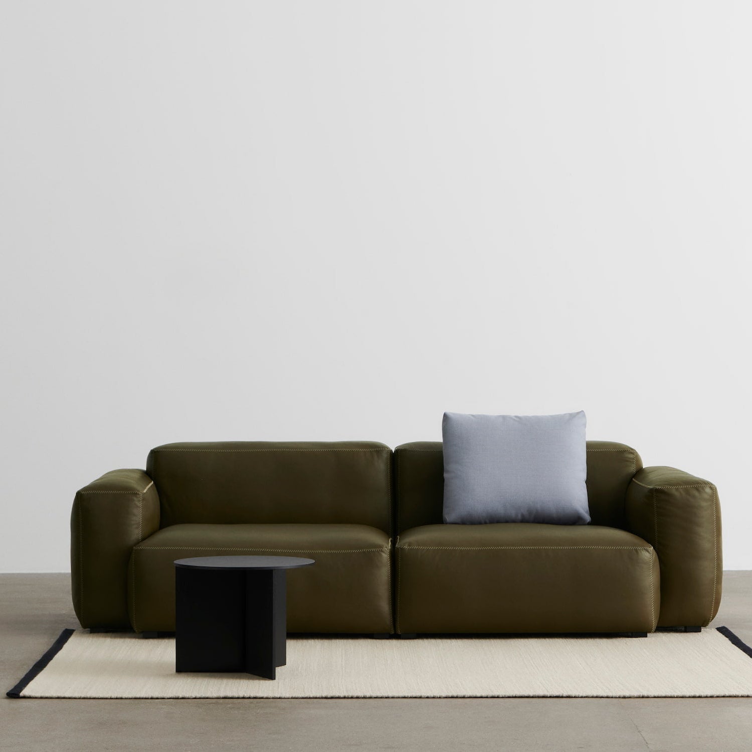 Slit Table Round Svart Steel