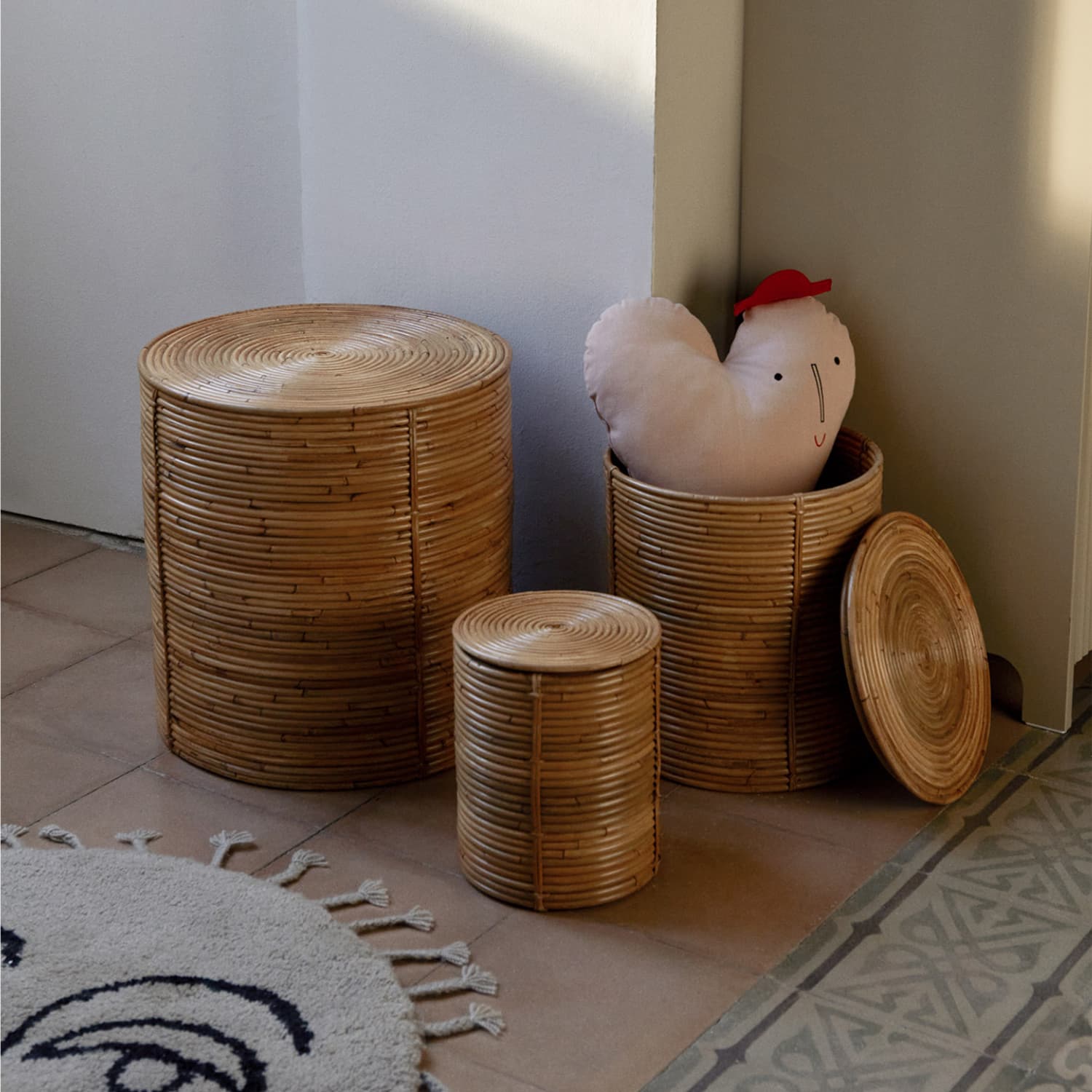 3 stk | Oppbevaringskurver Column