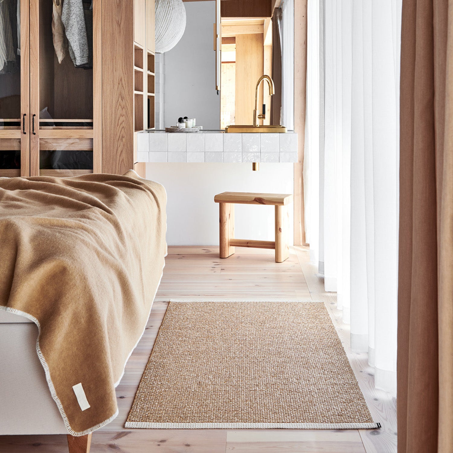 Mono Ochre/Cream