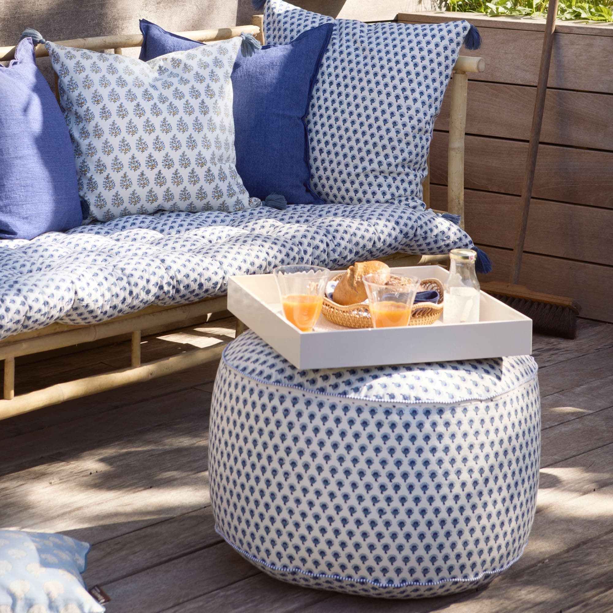 Puff Asha Indigo 30x55