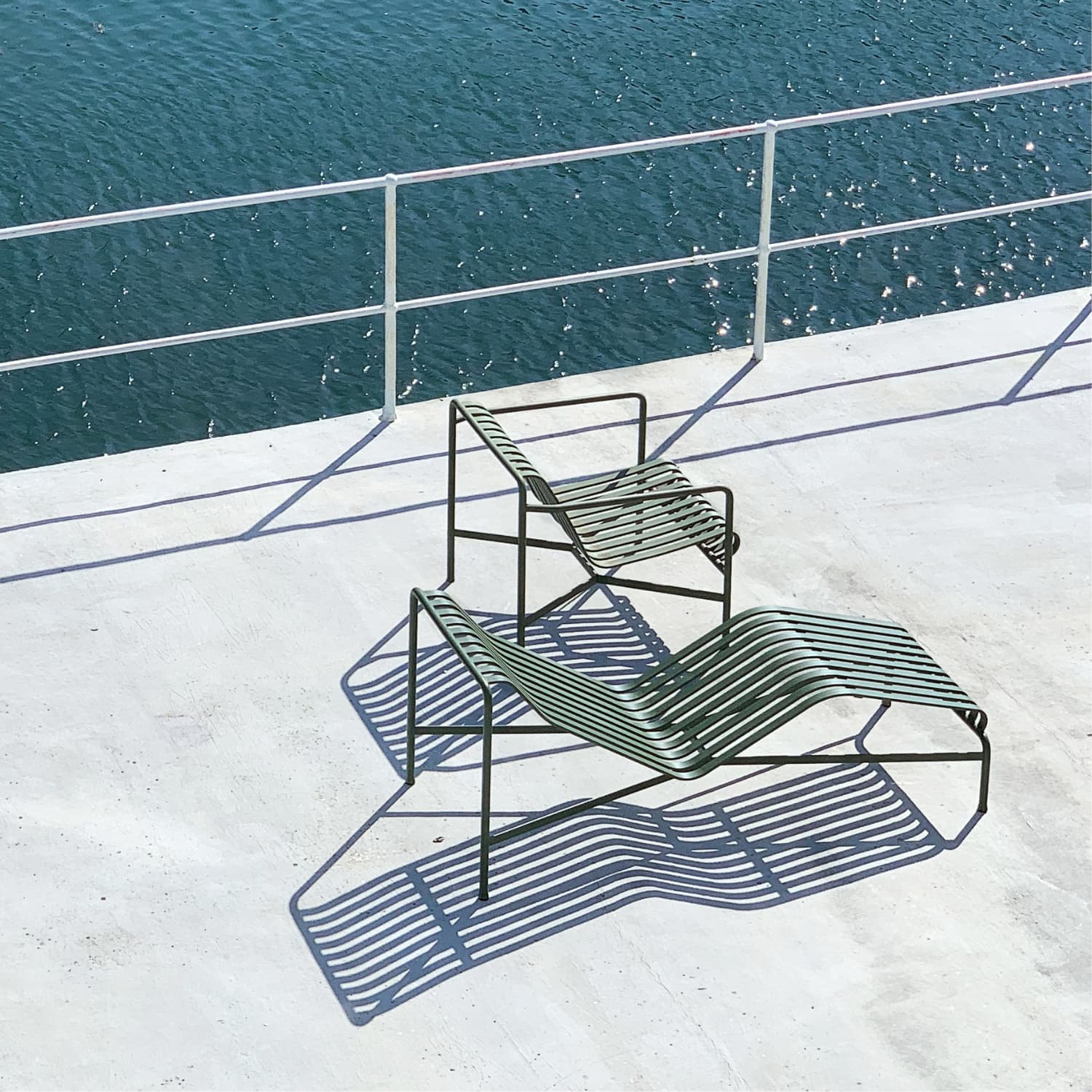 Palissade Chaise Lounge Olive