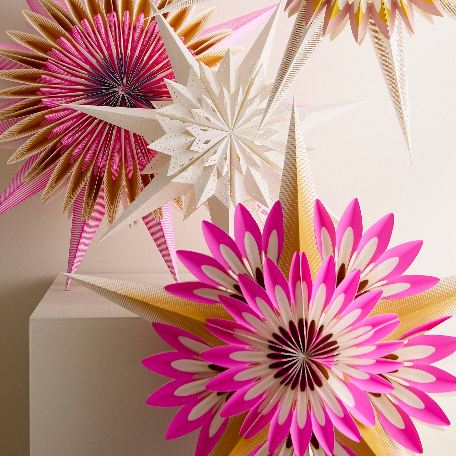 Papirstjerne Aurora Fuchsia inspirasjon