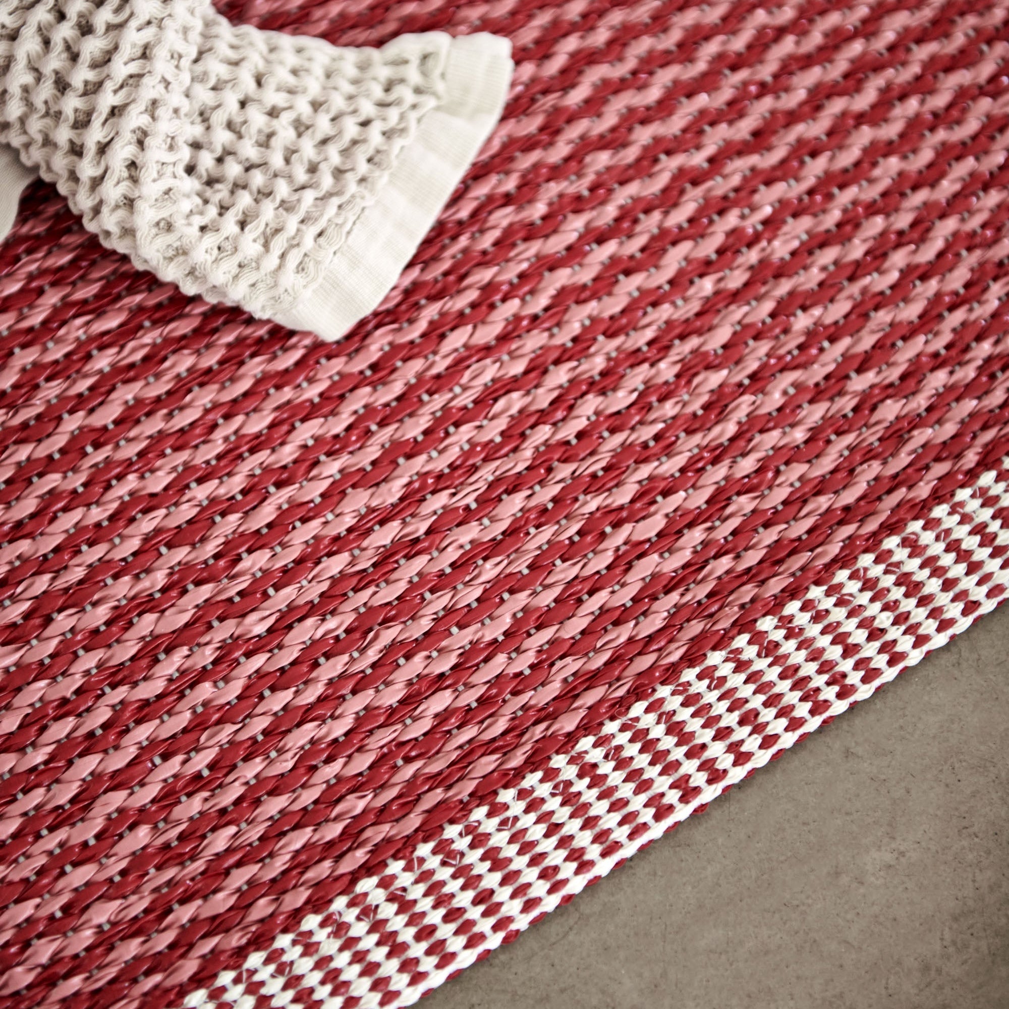 Mono Blush/Dark Red