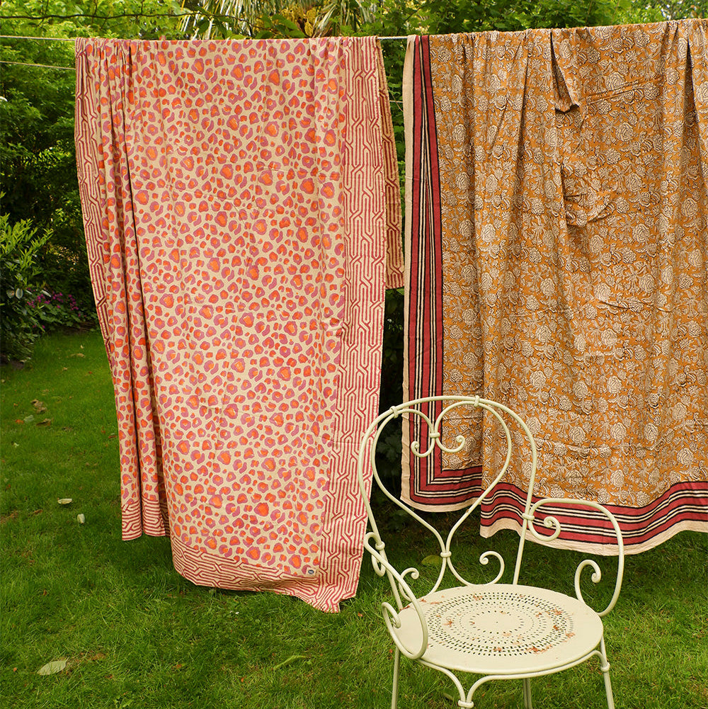 Overkast Pink Leopard 220x140