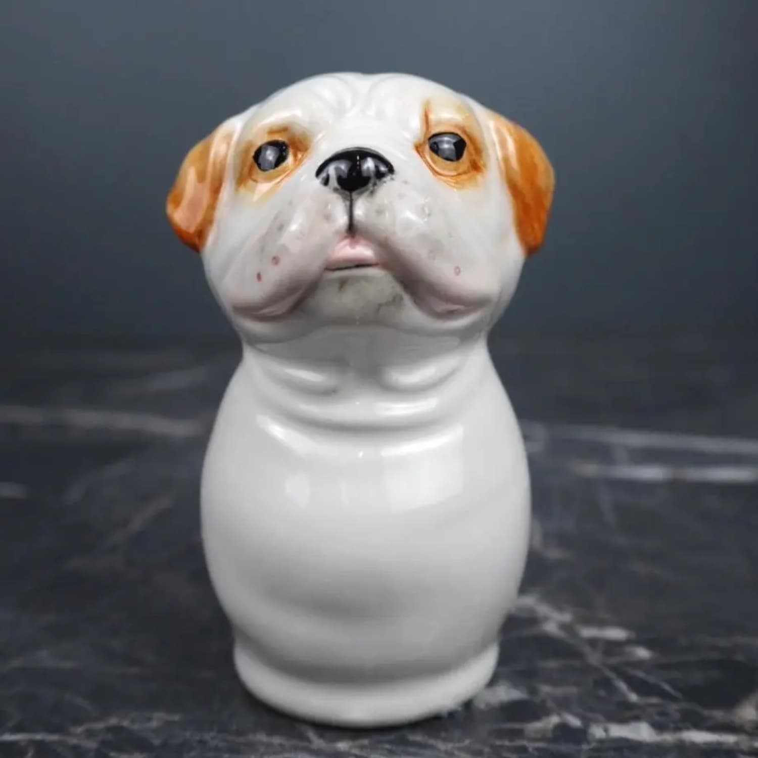 Salt & Pepperbøsse Pug