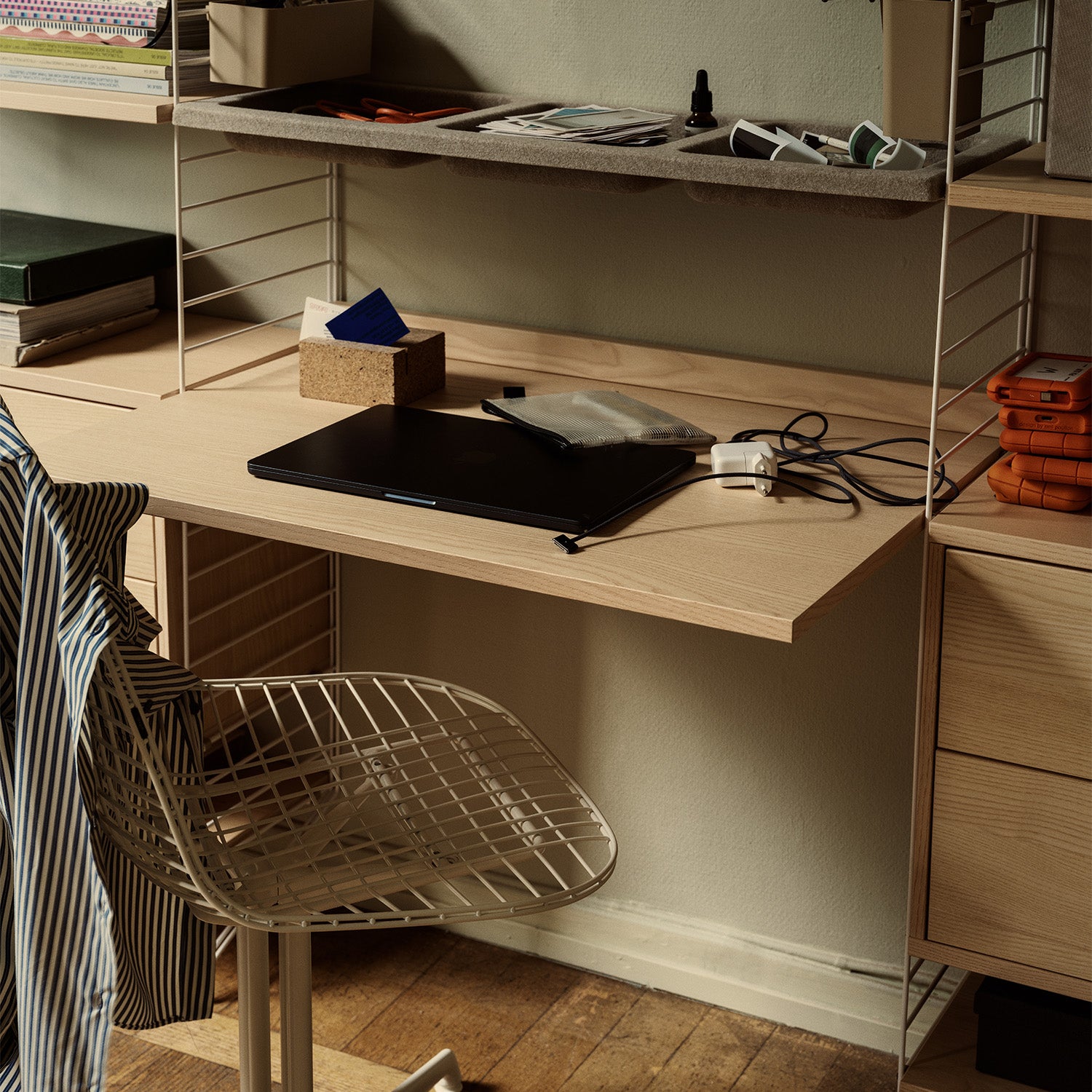 String Arbeidsplass 140x200