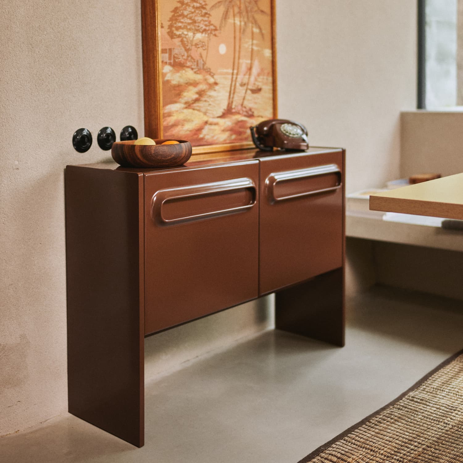 Skjenk Space small chocolate