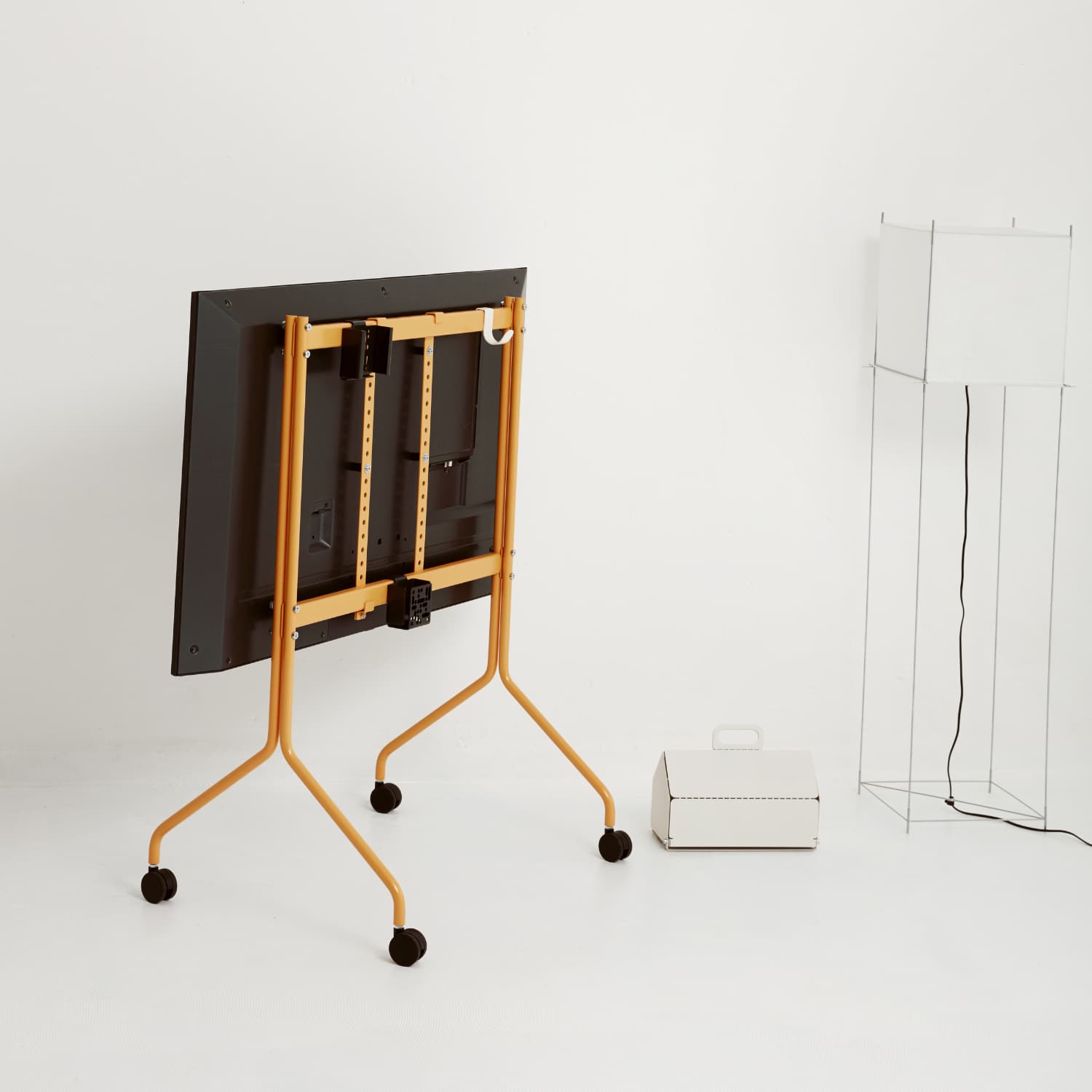 TV-stativ Moon Rollin Apricot