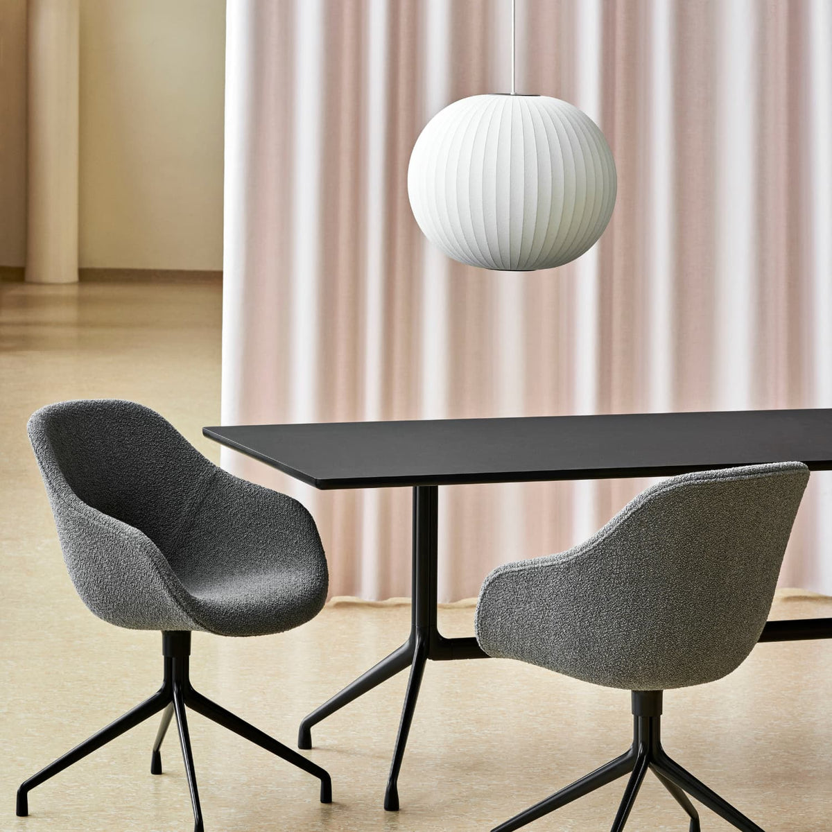 Taklampe Nelson Ball Bubble