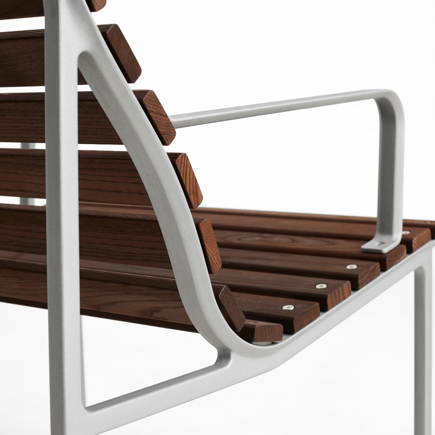 Traverse Loungesol med Armlener