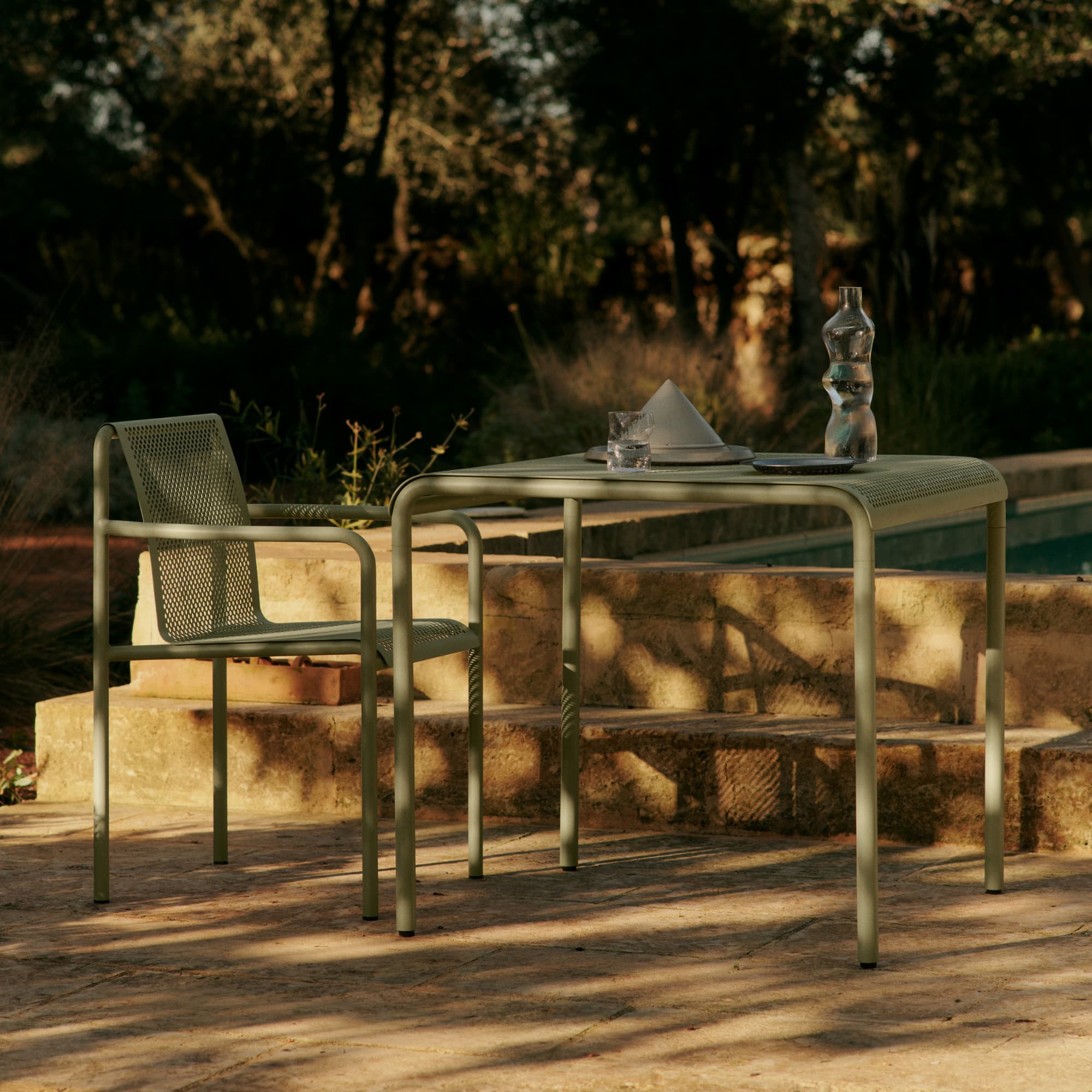 Utebord Dapple 160x90cm