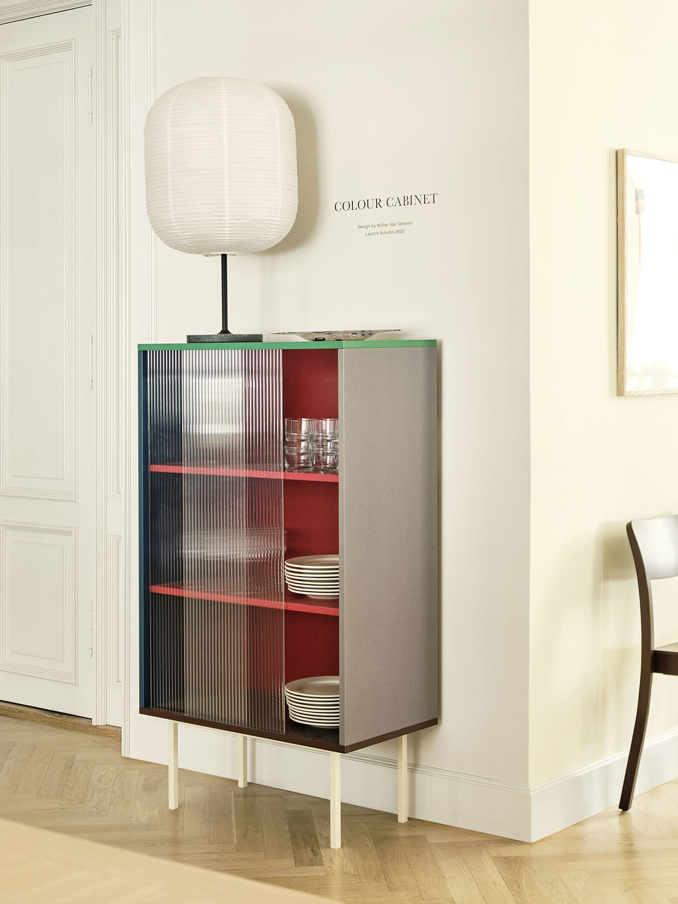 Colour Cabinet H?y med Glassd?rer - Bilde 5