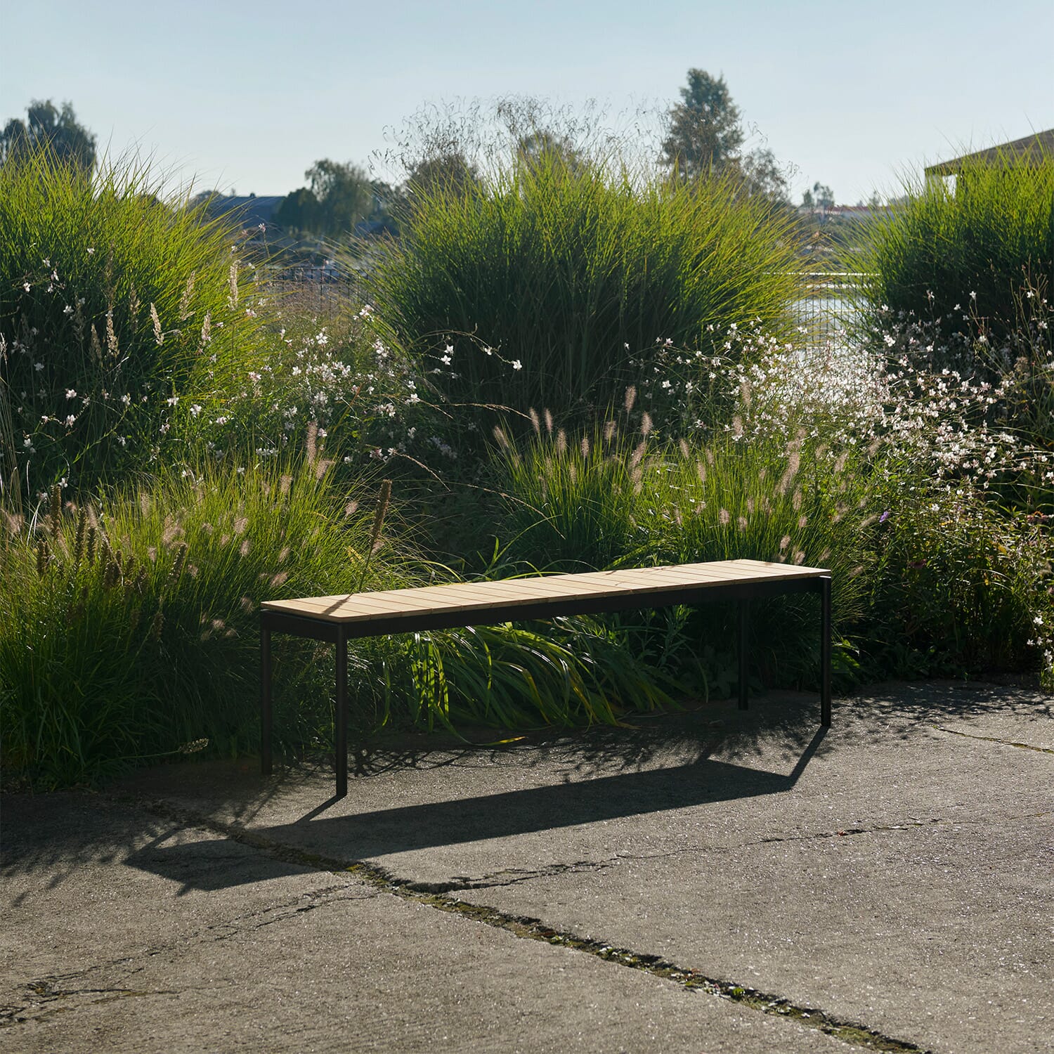 Ville Outdoor Bench AV28 Warm Black - Bilde 6