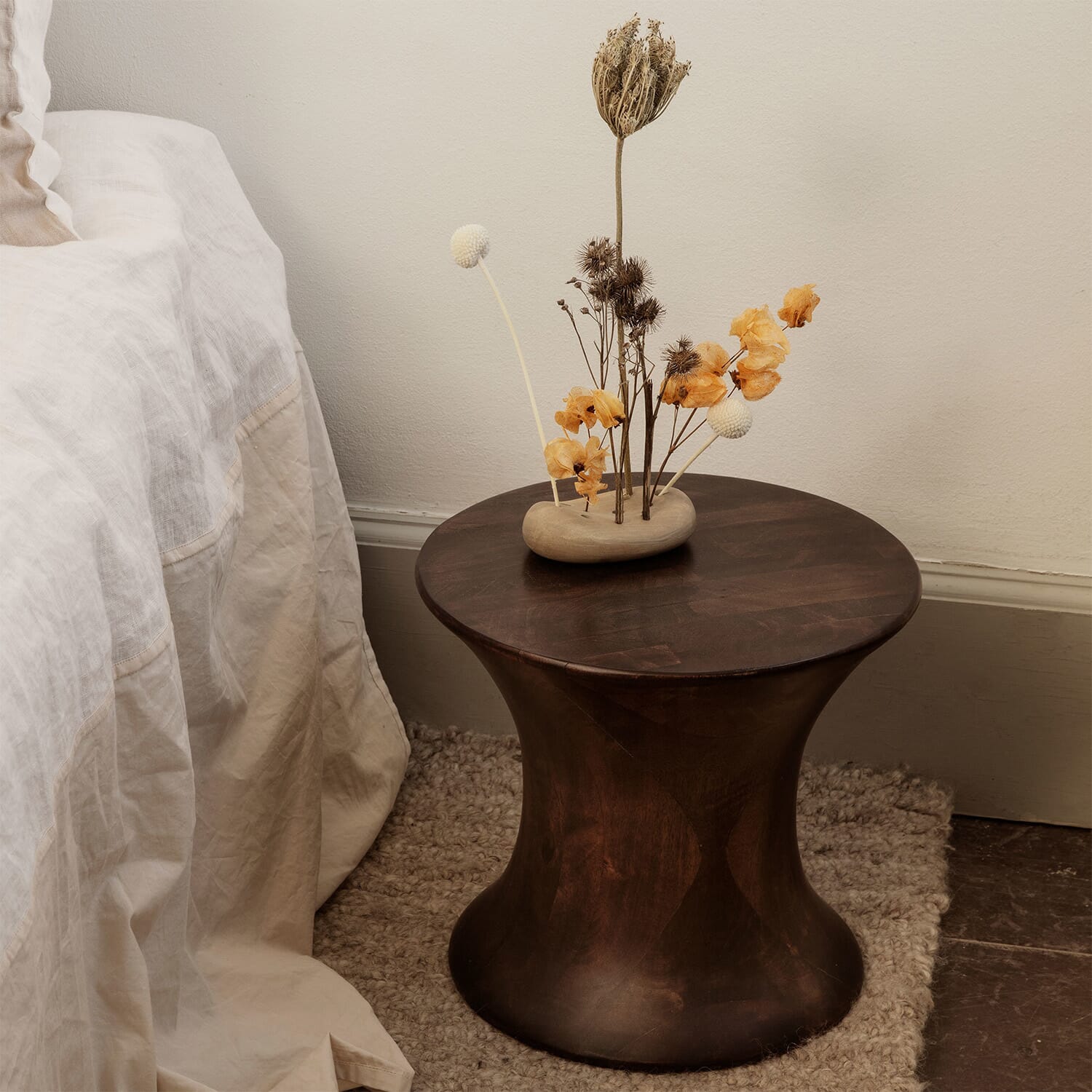 Vanitas Flower Stone Sand - Hovedbilde