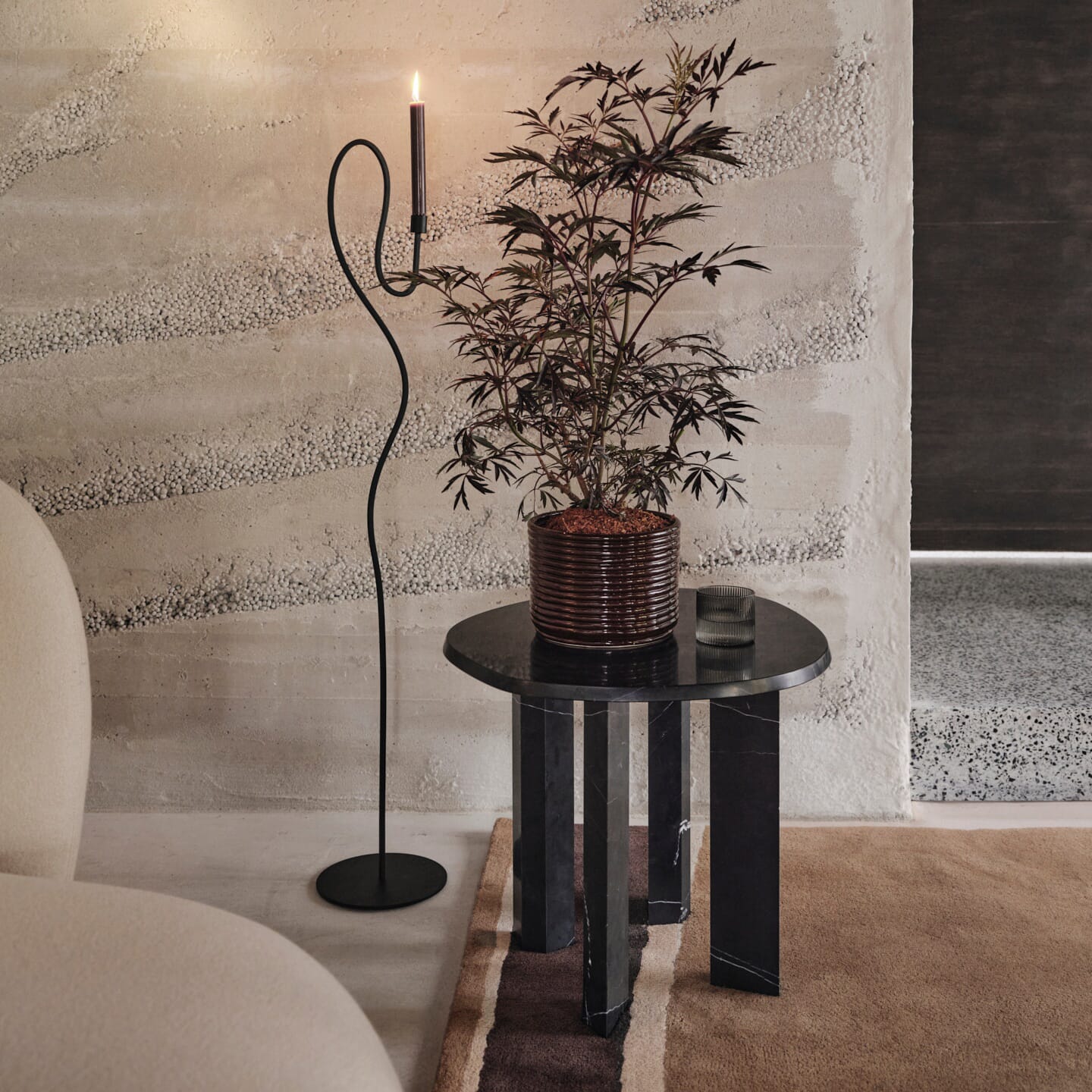 Valse Gulvlysestake Svart - Hovedbilde