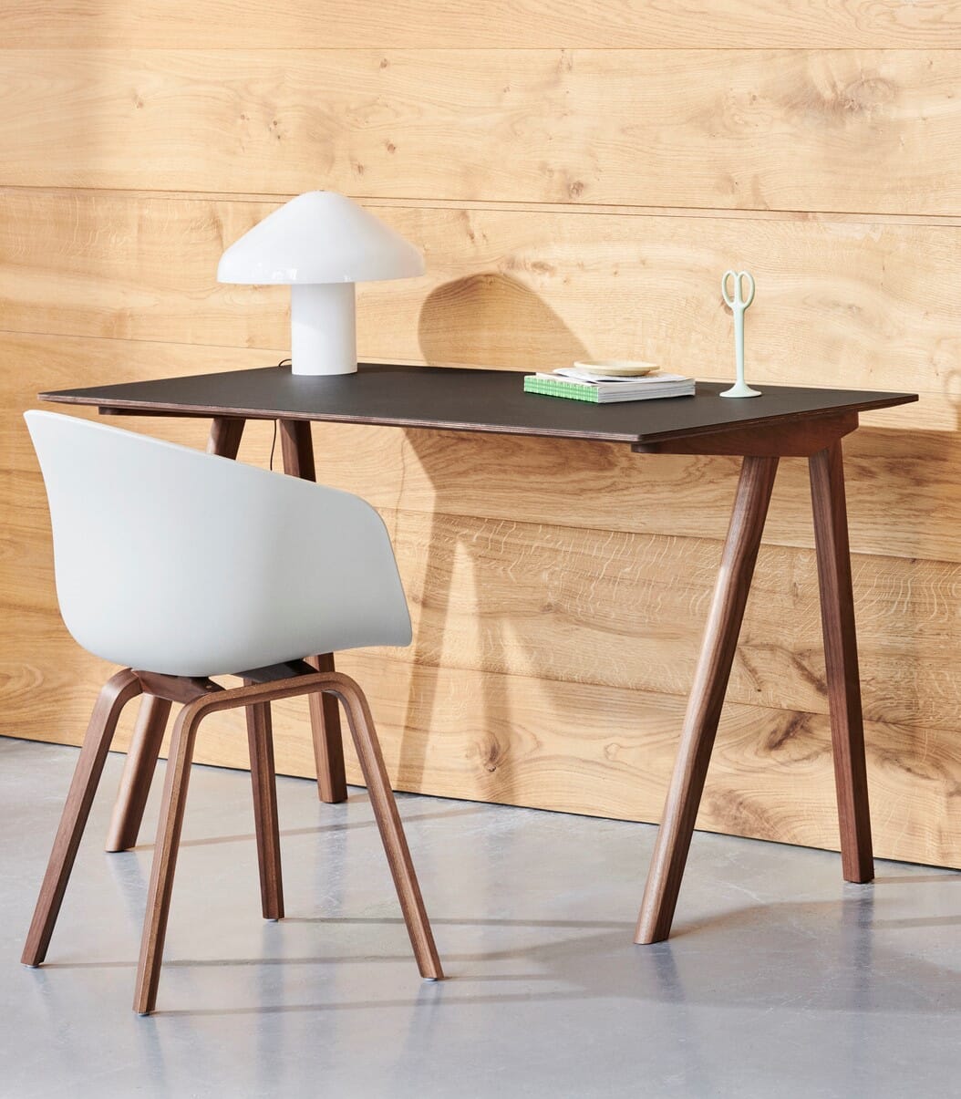 CPH 90 Skrivebord Valnøtt/linoleum