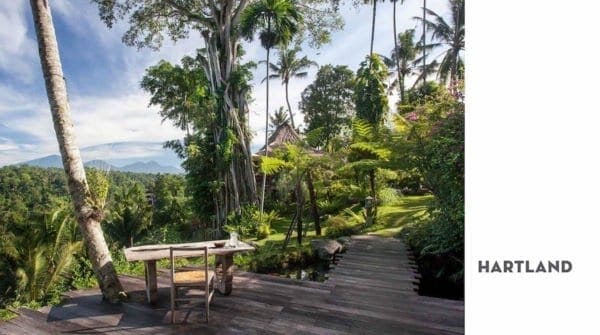 Boken Living in Paradise - Bilde 7