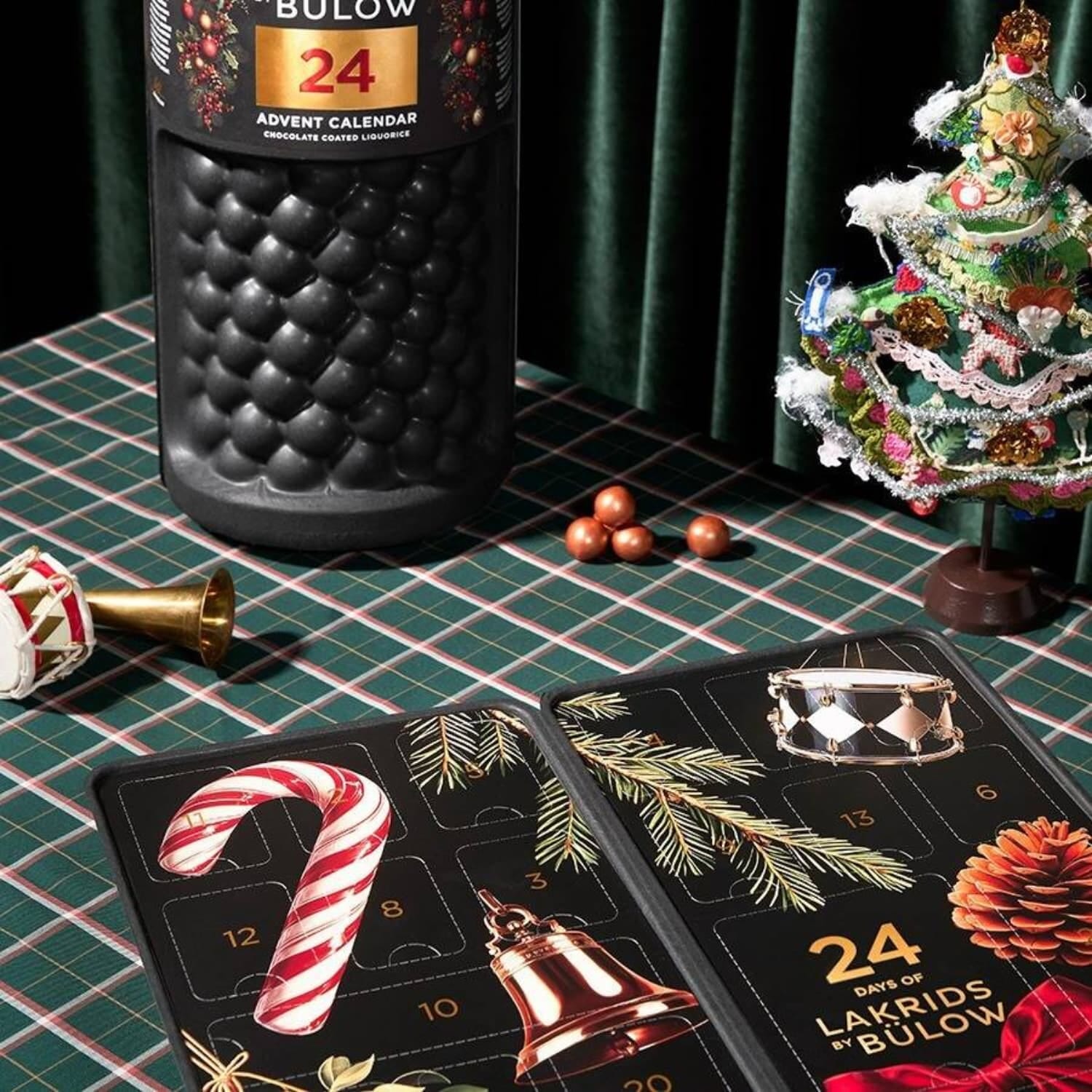 Lakris Julekalender Large 690g