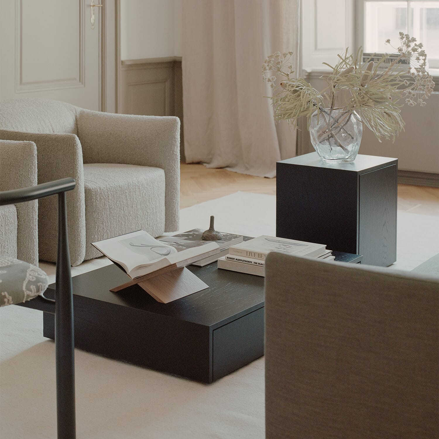 Mass Stuebord Wide m/skuff Svart Eik - Bilde 4