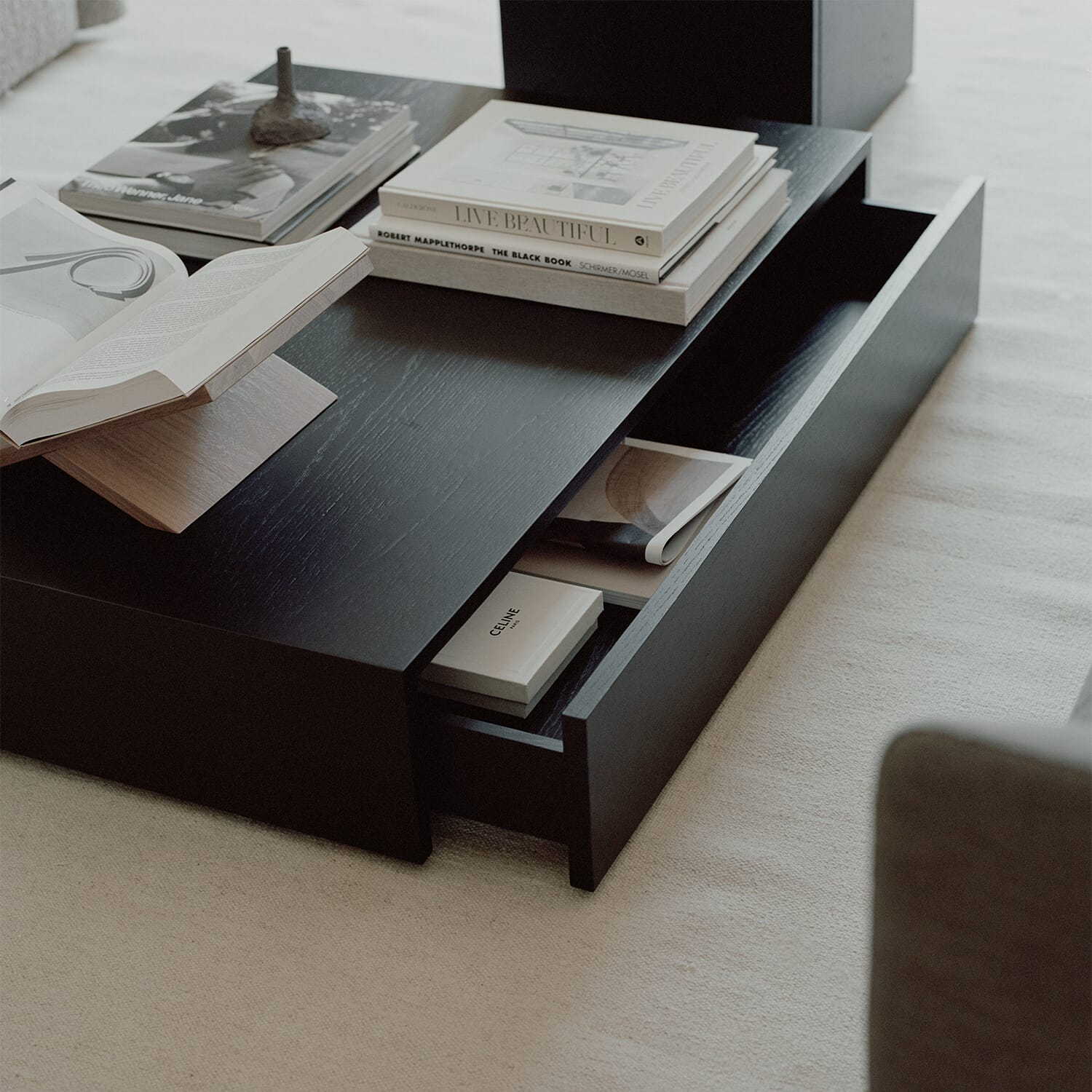 Mass Stuebord Wide m/skuff Svart Eik - Bilde 5