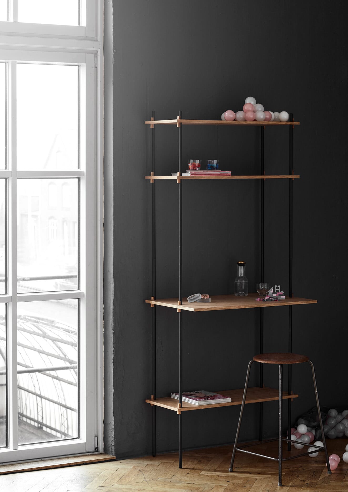 Moebe hylle med skrivebord 200x86