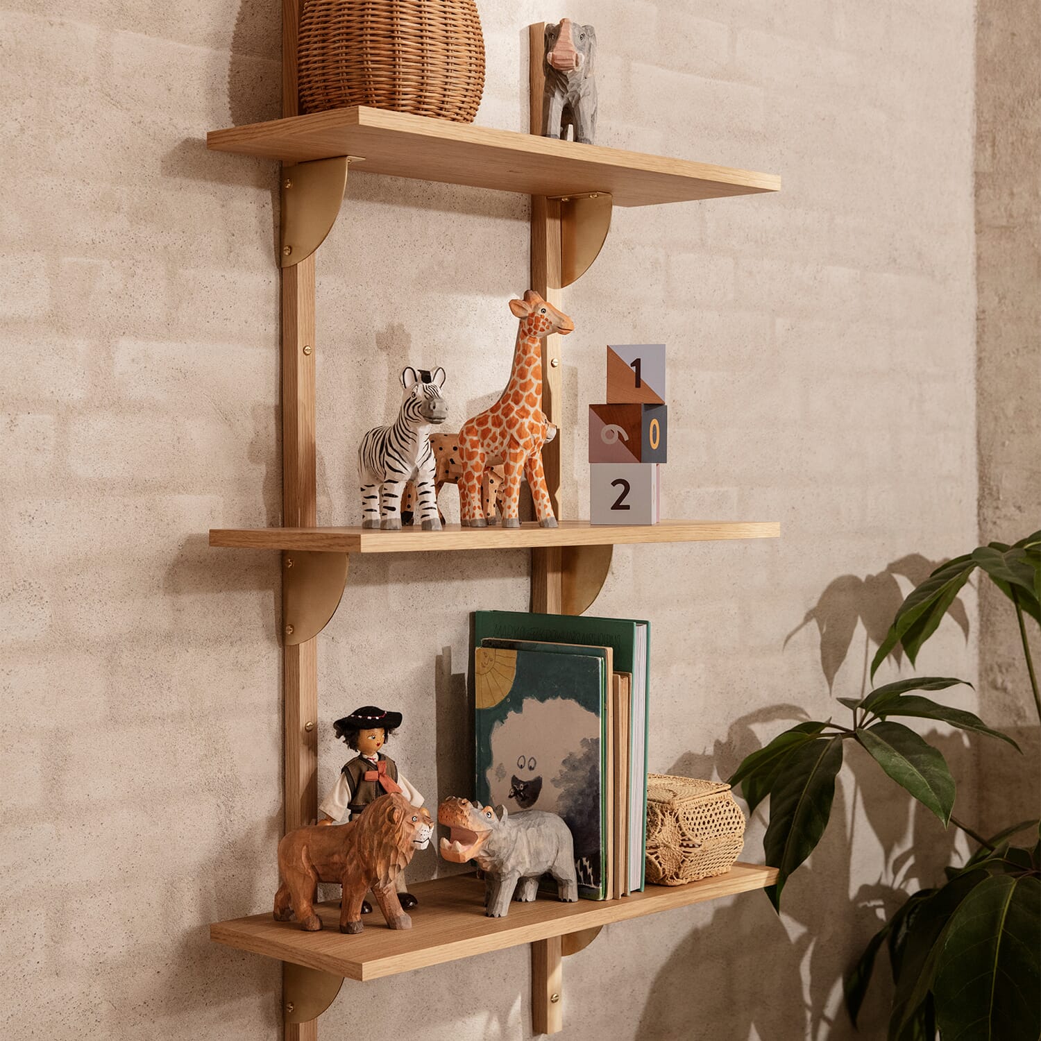 Hylle Sector Triple/Narrow Eik/Messing - Bilde 2