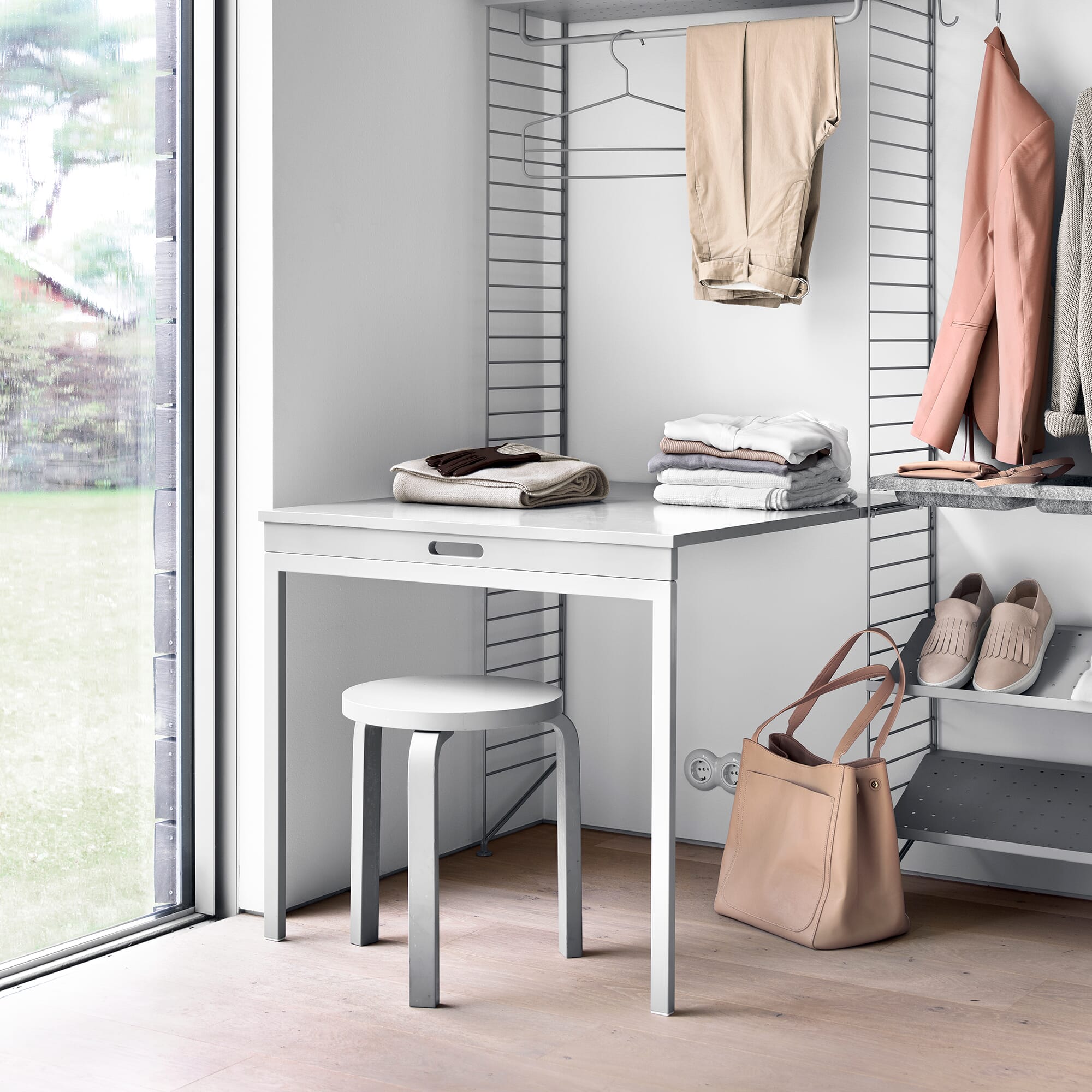 String Arbeidsplass m/klaffebord 140x200